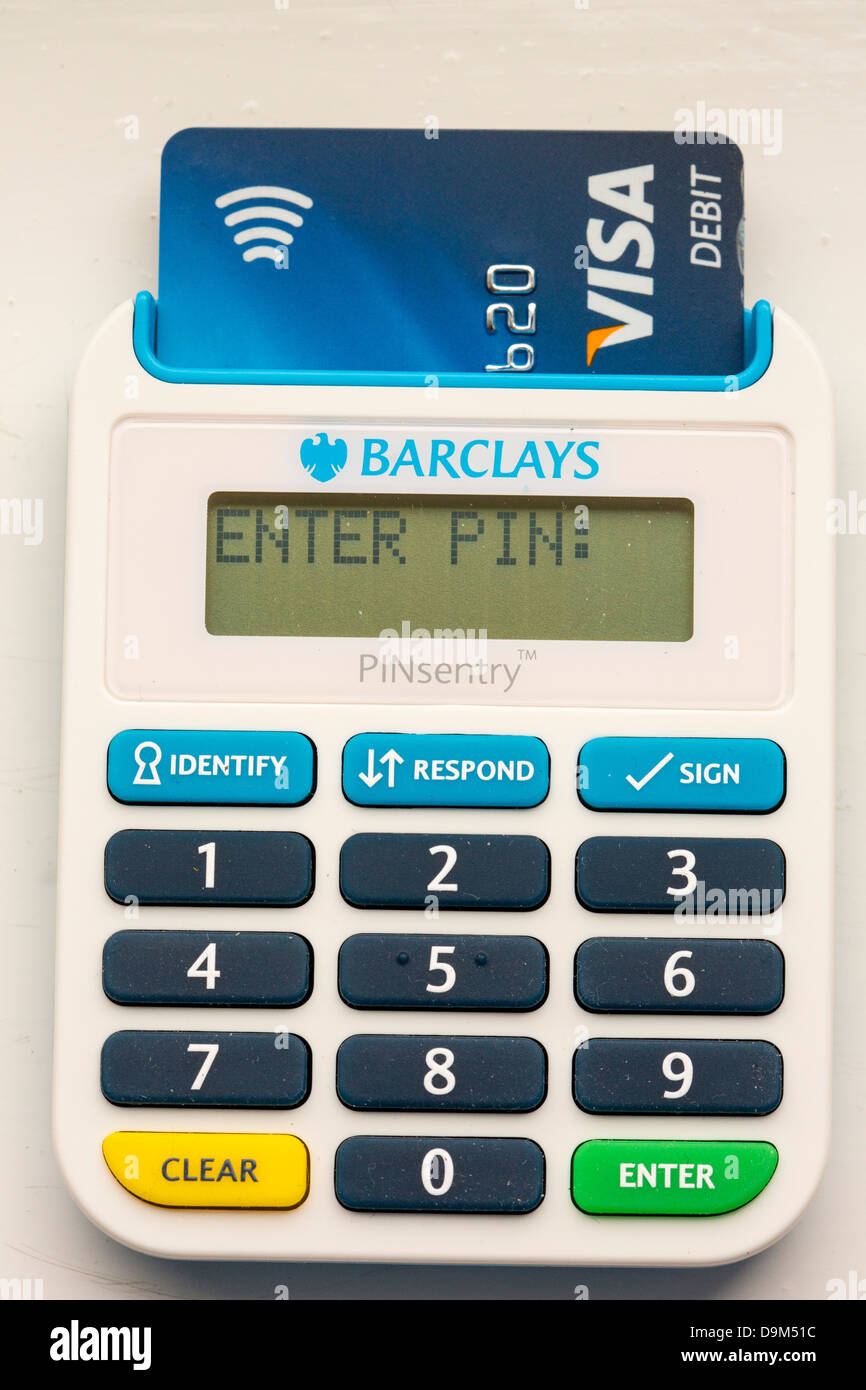 Eine Pin-Sentry-Maschine, die erzeugt einen einzigartige Sicherheits-Code für den Zugriff auf Internet-banking-Dienstleistungen zur Bekämpfung von Betrug. Stockfoto