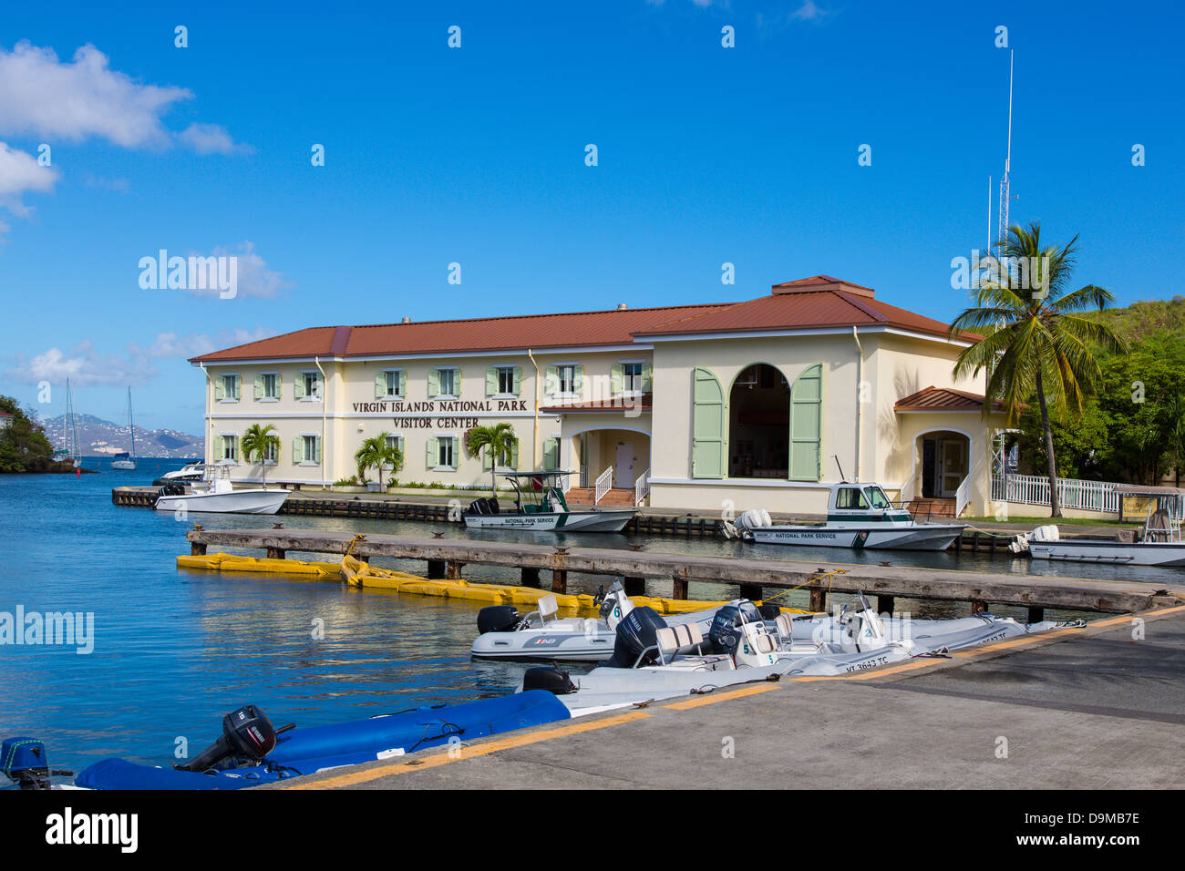 Virgin Islands Nationalpark Besucherzentrum und Hauptquartier in Cruz Bay auf der karibischen Insel St. John Stockfoto