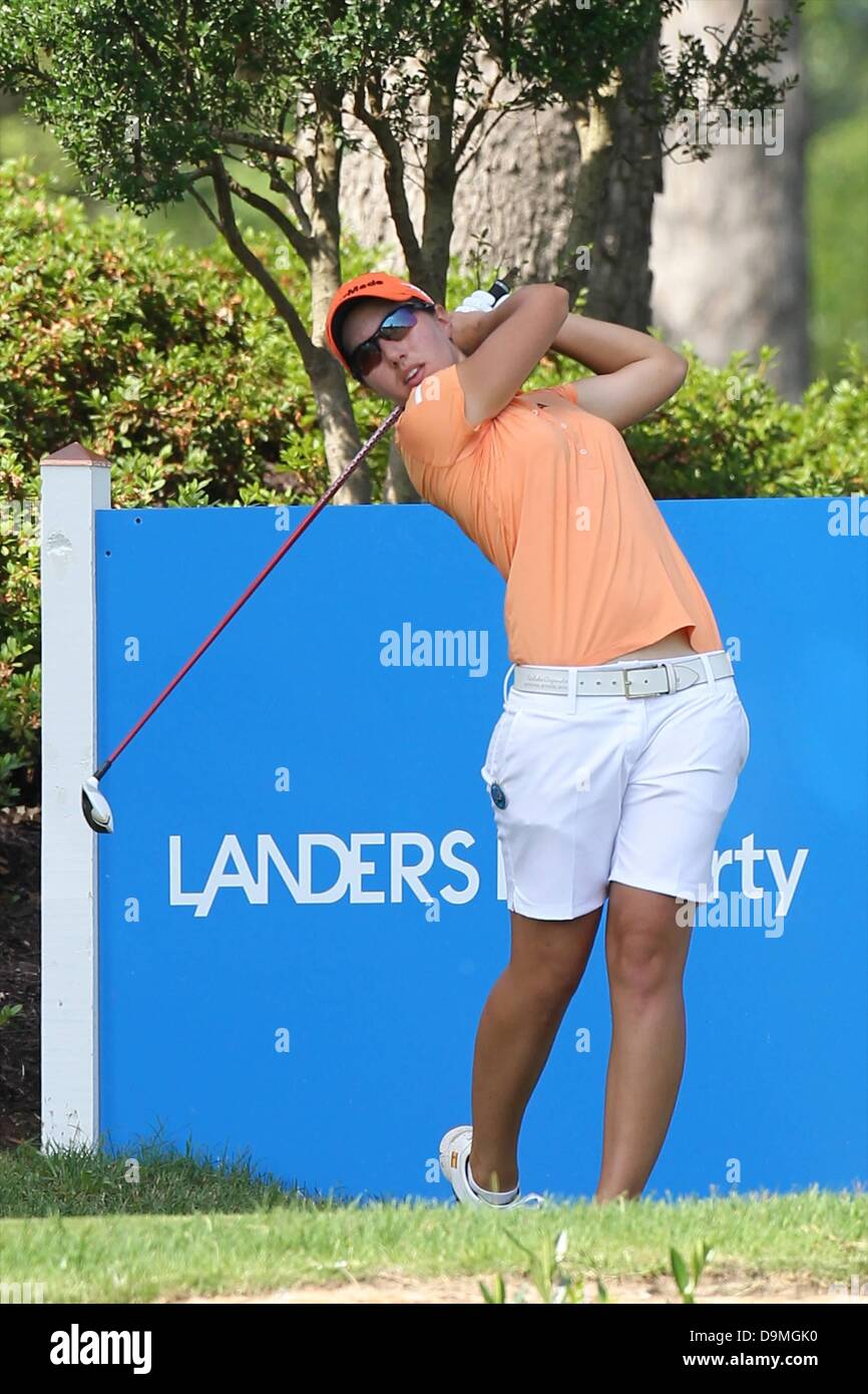 22. Juni 2013: Carlota Ciganda abschlägt am 16. Loch... Walmart Northwest Arkansas Championship findet im Pinnacle Country Club in Rogers, AR. Richey Miller/CSM Stockfoto