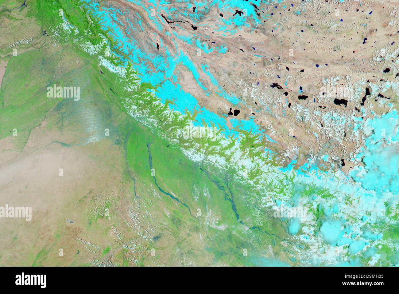21. Juni 2013. Satellitenansicht von Nordindien und Nepal zeigt Überschwemmungen durch ungewöhnlich heftige Monsun-Regen 21. Juni 2013. Mindestens 600 Menschen wurden getötet und Zehntausende stranden oder fehlt in robusten, unzugänglichen Gelände am Rande des Himalayas. Bildnachweis: Planetpix/Alamy Live-Nachrichten Stockfoto