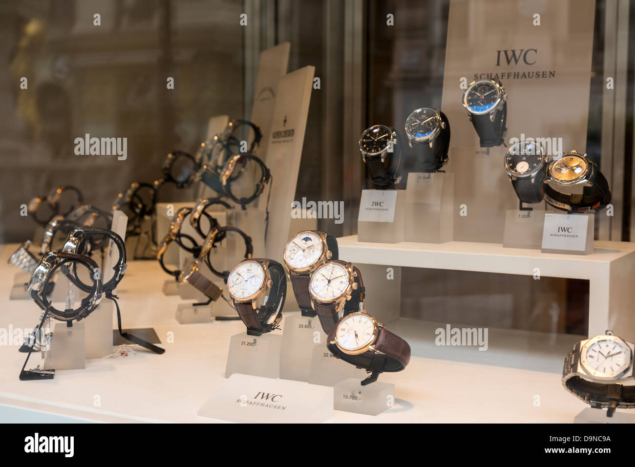 Hübner Luxus Uhren Shop, Wien, Österreich Stockfotografie - Alamy