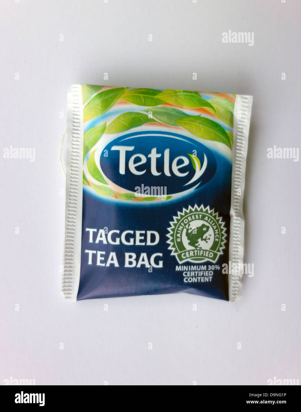 Verschlagwortet mit Tetley Teebeutel Umverpackung Stockfoto