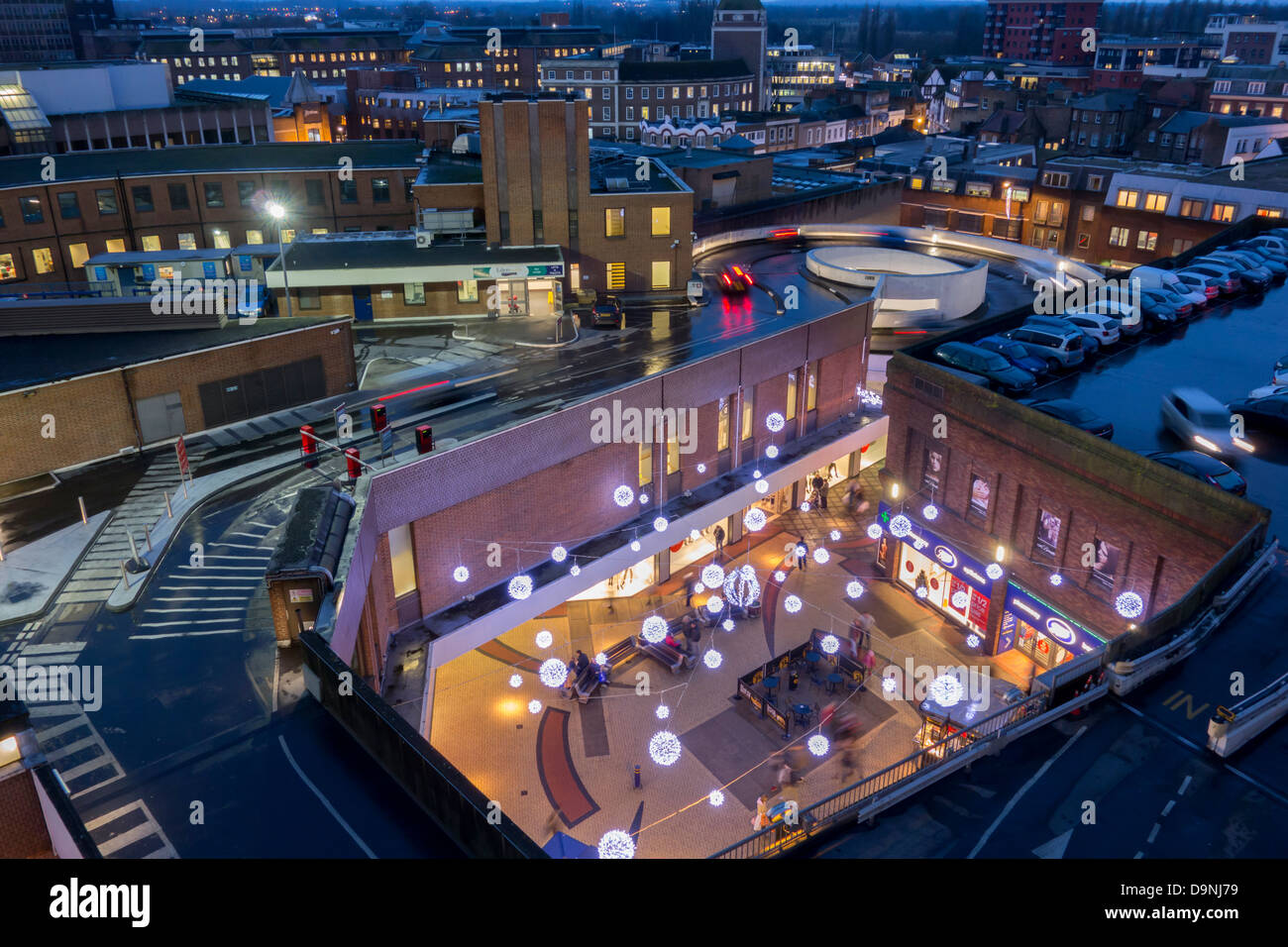 Großbritannien, England, Surrey, Kingston upon Thames moderne Dämmerung Stockfoto
