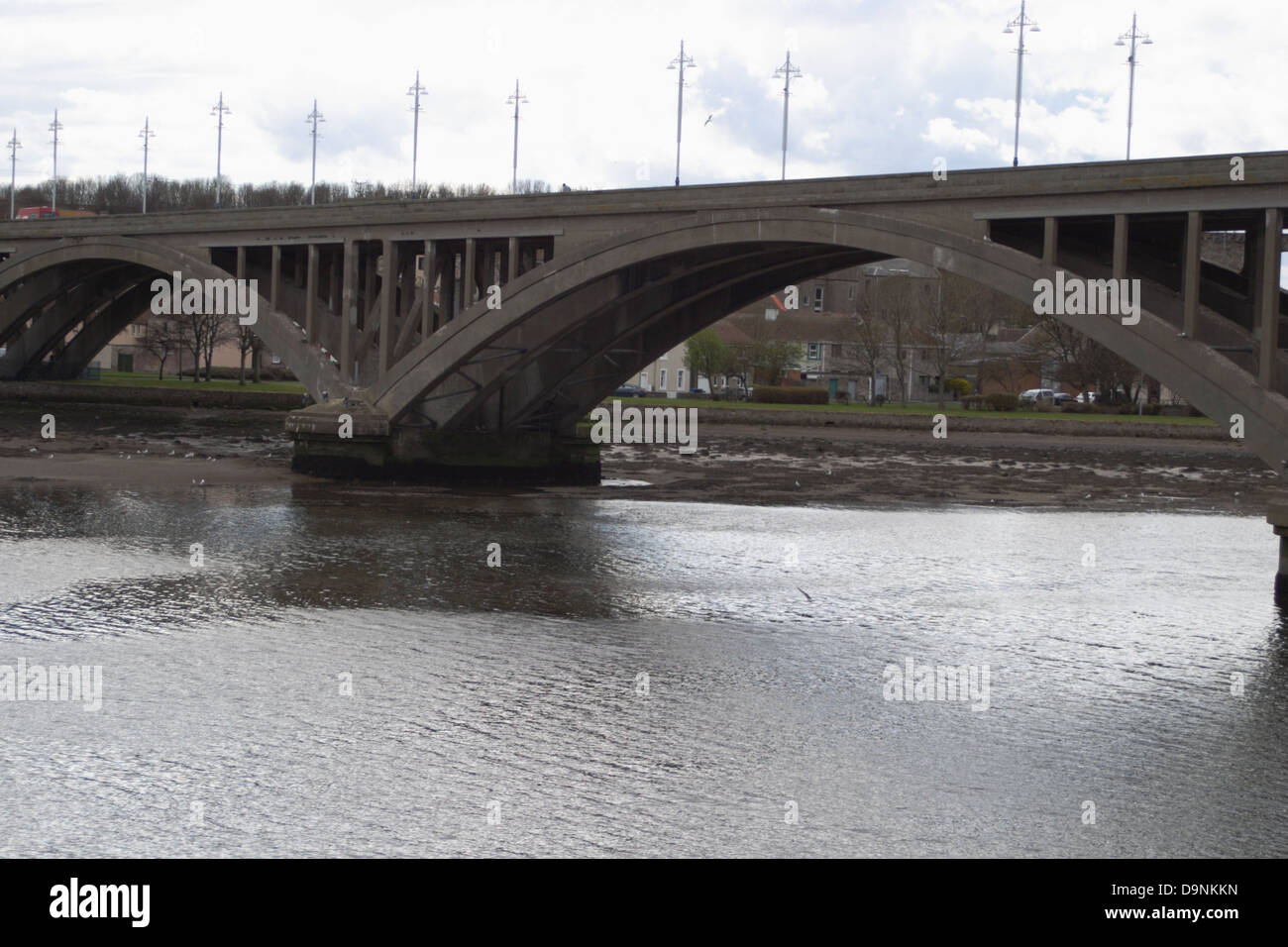 Blick auf Fluss Tweed und die Brücke über Berwick nach Tweed. Stockfoto