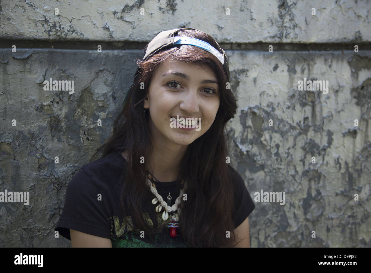 17 Jahre alter Teenager-Mädchen in Brooklyn, New York. Stockfoto