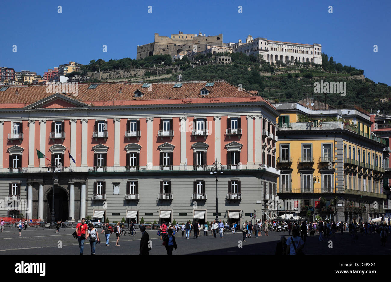 Palazzo Salerno in Piazza del Plebiscito, Neapel, Kampanien, Italien Stockfoto
