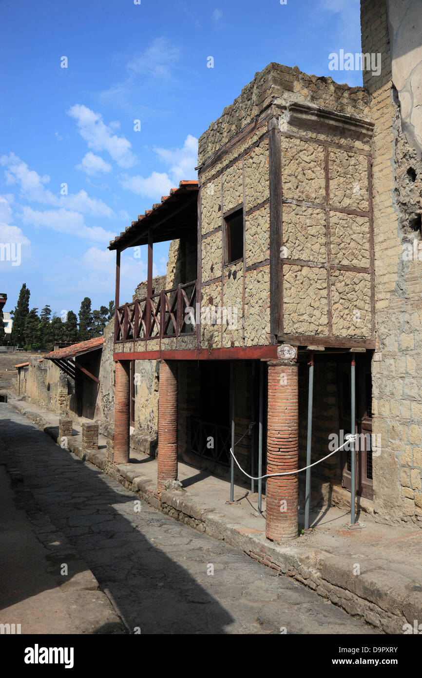 Das Fachwerkhaus in den Ruinen von Herculaneum, Kampanien, Italien Stockfoto