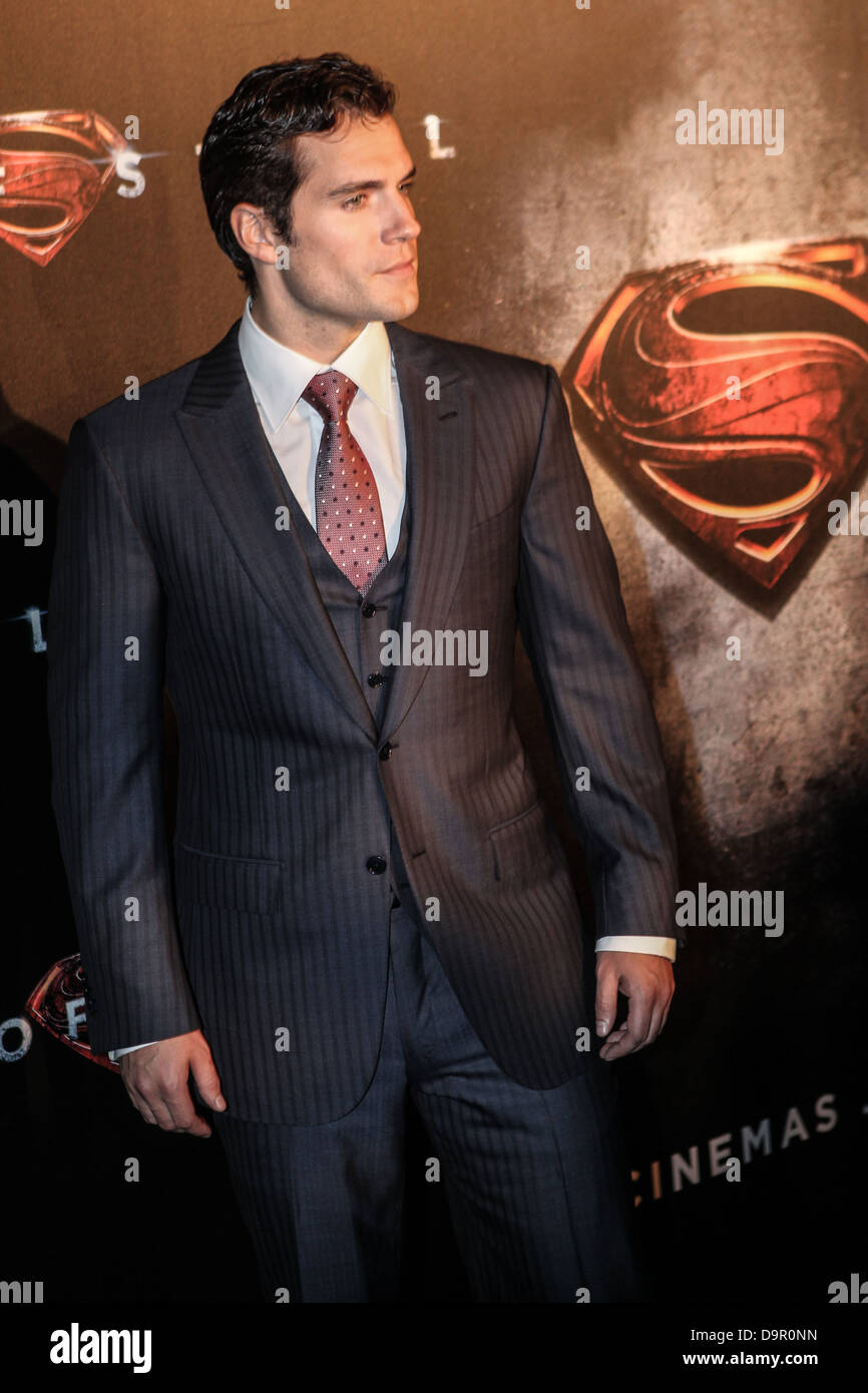Supermann cavill -Fotos und -Bildmaterial in hoher Auflösung – Alamy