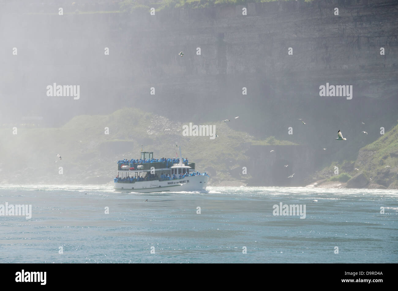 USA / Kanada, New York / Ontario, Niagara. Niagara Falls, Maid of der Nebel Touristenboot. Stockfoto