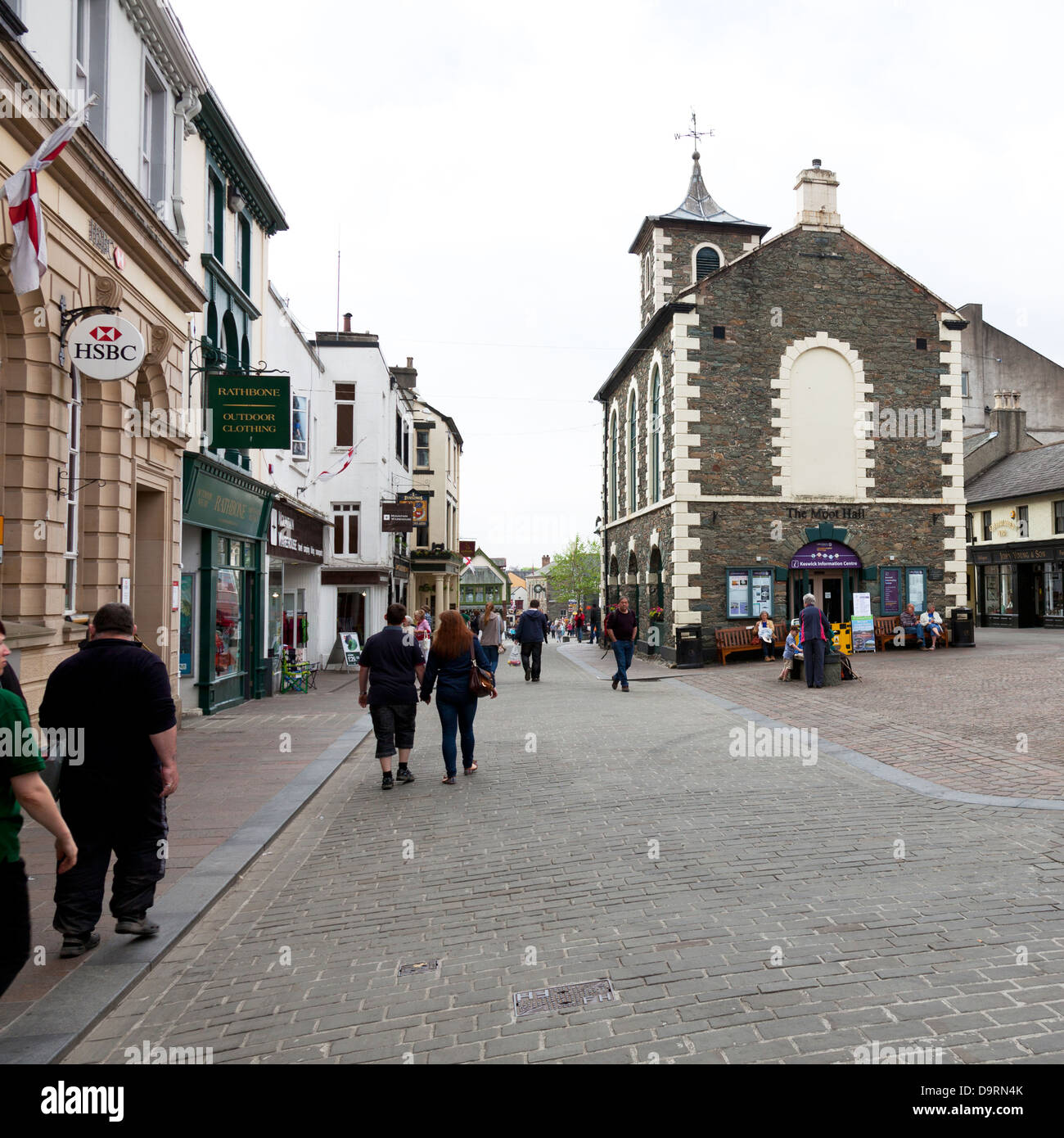 Keswick Stadtzentrum, Cumbria, Lake District Nationalpark, Großbritannien, England, Keswick UK, Keswick Stadt, Keswick Cumbria Großbritannien, Keswick Stadtzentrum, Stadt, Städte Stockfoto