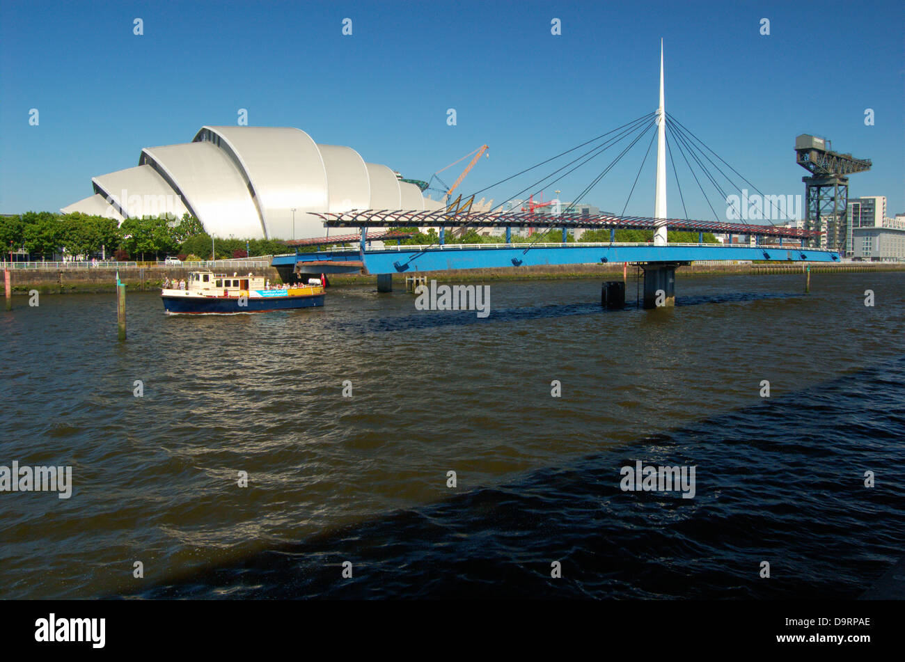 Glocken-Brücke über den Basie-Clyde in Glasgow, Schottland Stockfoto