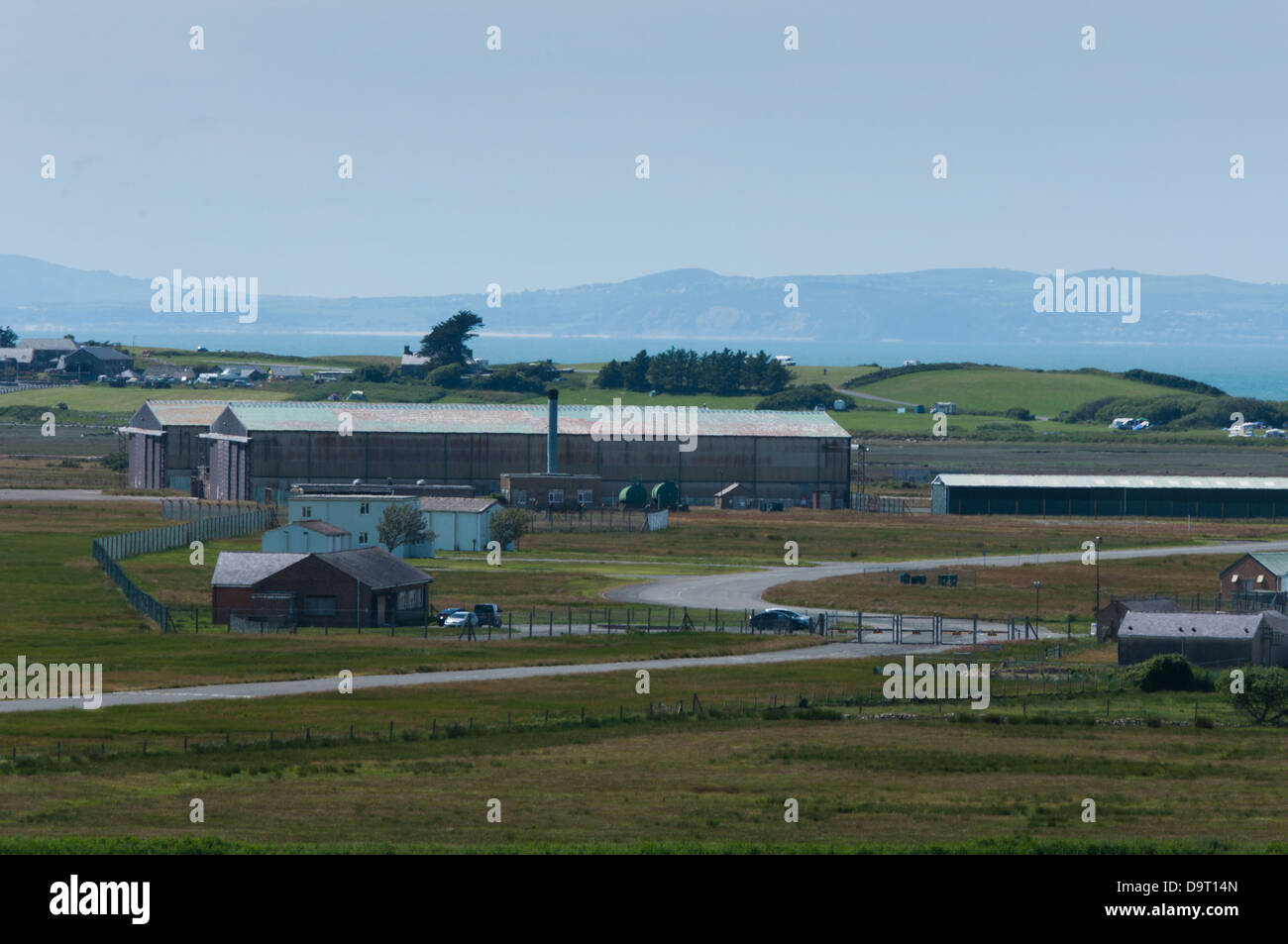 Die "technischen Website" unter Llanbedr enthält eine Reihe von Hangars geeignet für eine Vielzahl von Zwecken. Stockfoto