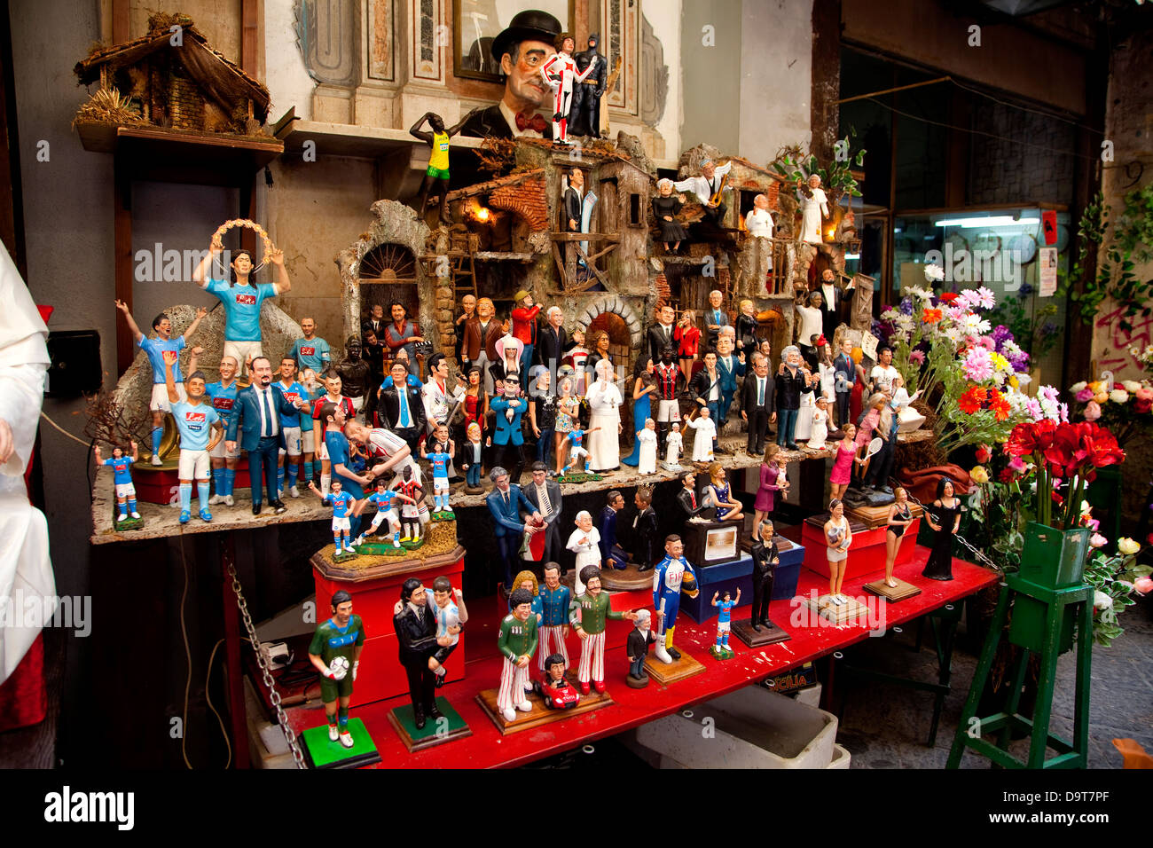 Traditionellen Geschäft mit Geschenken, Geschenke, Souvenirs in Spaccanapoli, Neapel, Napoli, Campania, Italy, Italia Stockfoto