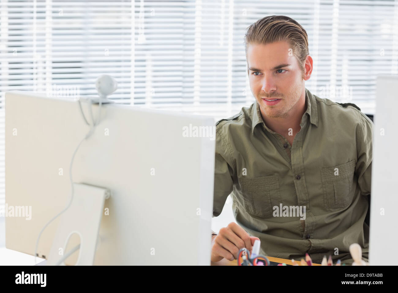 Kreative Unternehmen Mitarbeiter mit Webcam videocall Stockfoto