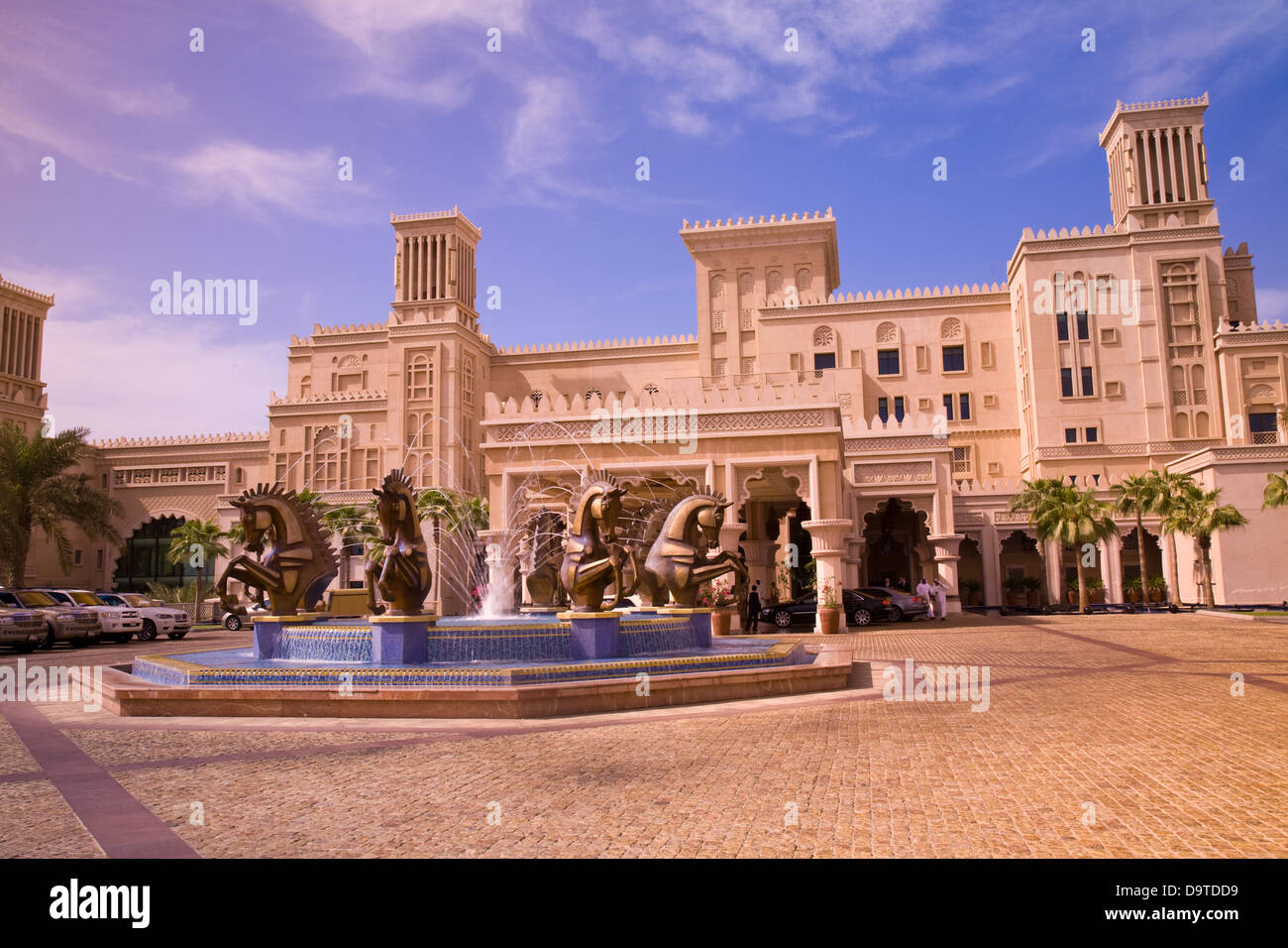 Al Qasr Hotel wurde entworfen, um Sommerpalast des Emirs, Dubai, reflektieren U.A. E. Stockfoto