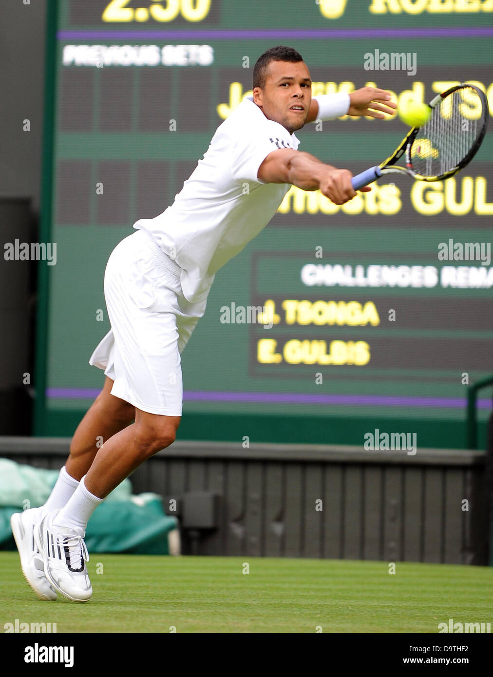 JO-WILFRED TSONGA Frankreich der ALL ENGLAND TENNIS CLUB WIMBLEDON LONDON ENGLAND 26. Juni 2013 Stockfoto