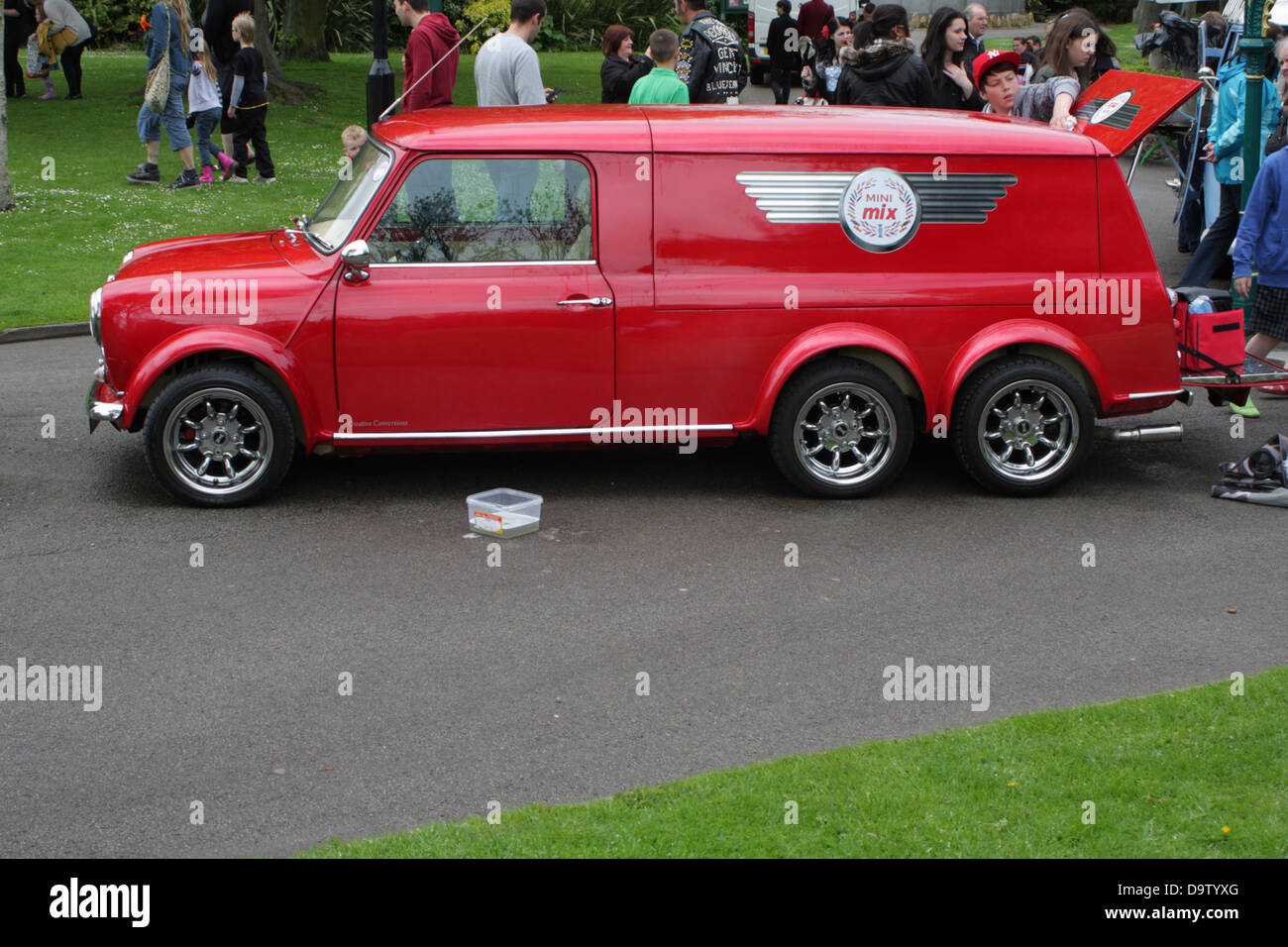 Mini-Mix, ein Mini in einem Süßwarenladen umgewandelt. Stockfoto