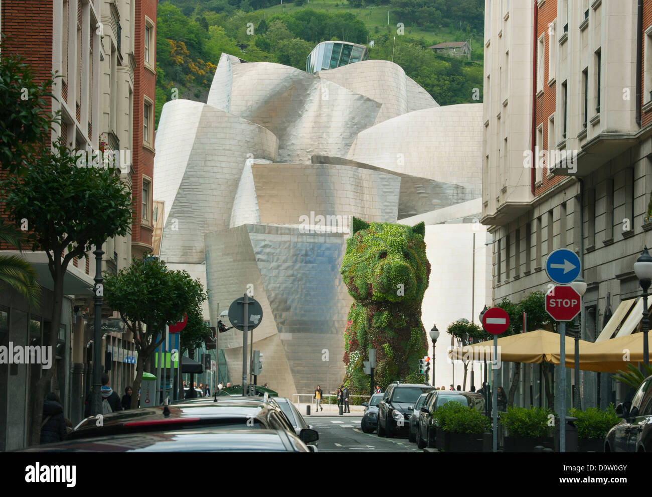 Jeff Koons 'Puppy' Skulptur, 1992, Guggenheim Museum, Bilbao, Spanien, Architekt: Frank Gehry Stockfoto