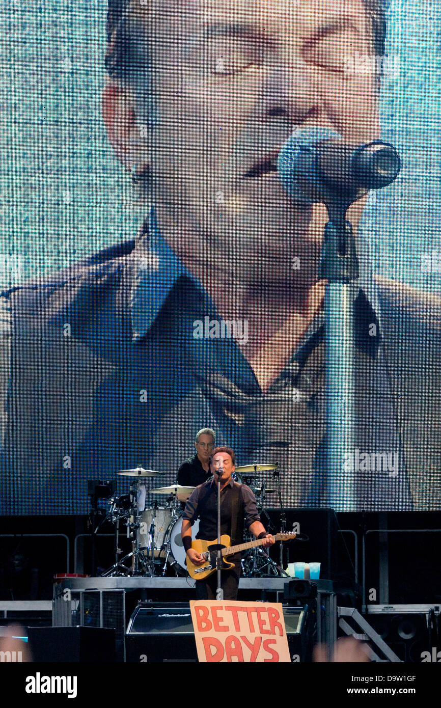 Gijón, Asturien, Spanien. 26. Juni 2013.  Bruce Springsteen Konzert mit der Band Street Band im Molinón Stadion. Einziges Konzert in Spanien. Bildnachweis: Aurelio Flórez/Alamy Live-Nachrichten Stockfoto