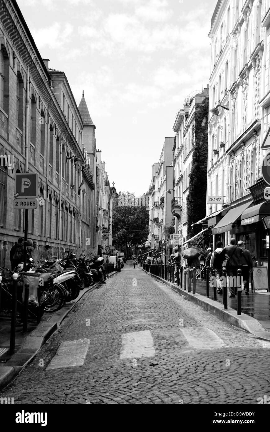 Eine Straße in Montmartre, Paris. Stockfoto