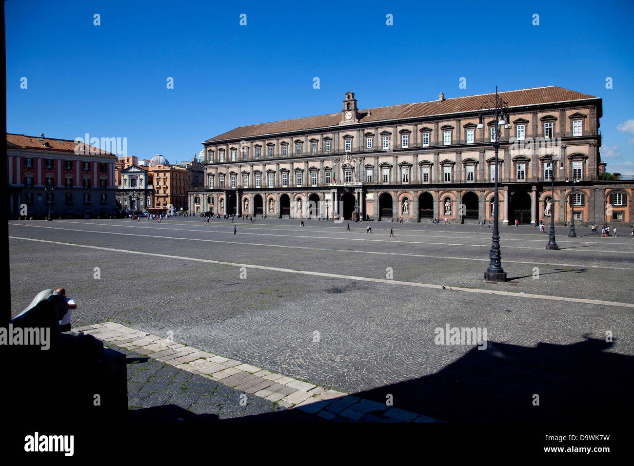 Palazzo Reale, Königspalast in Piazza Plebiscito, Neapel, Napoli, Kampanien, Italien, Italia. Denkmäler und Sehenswürdigkeiten Stockfoto