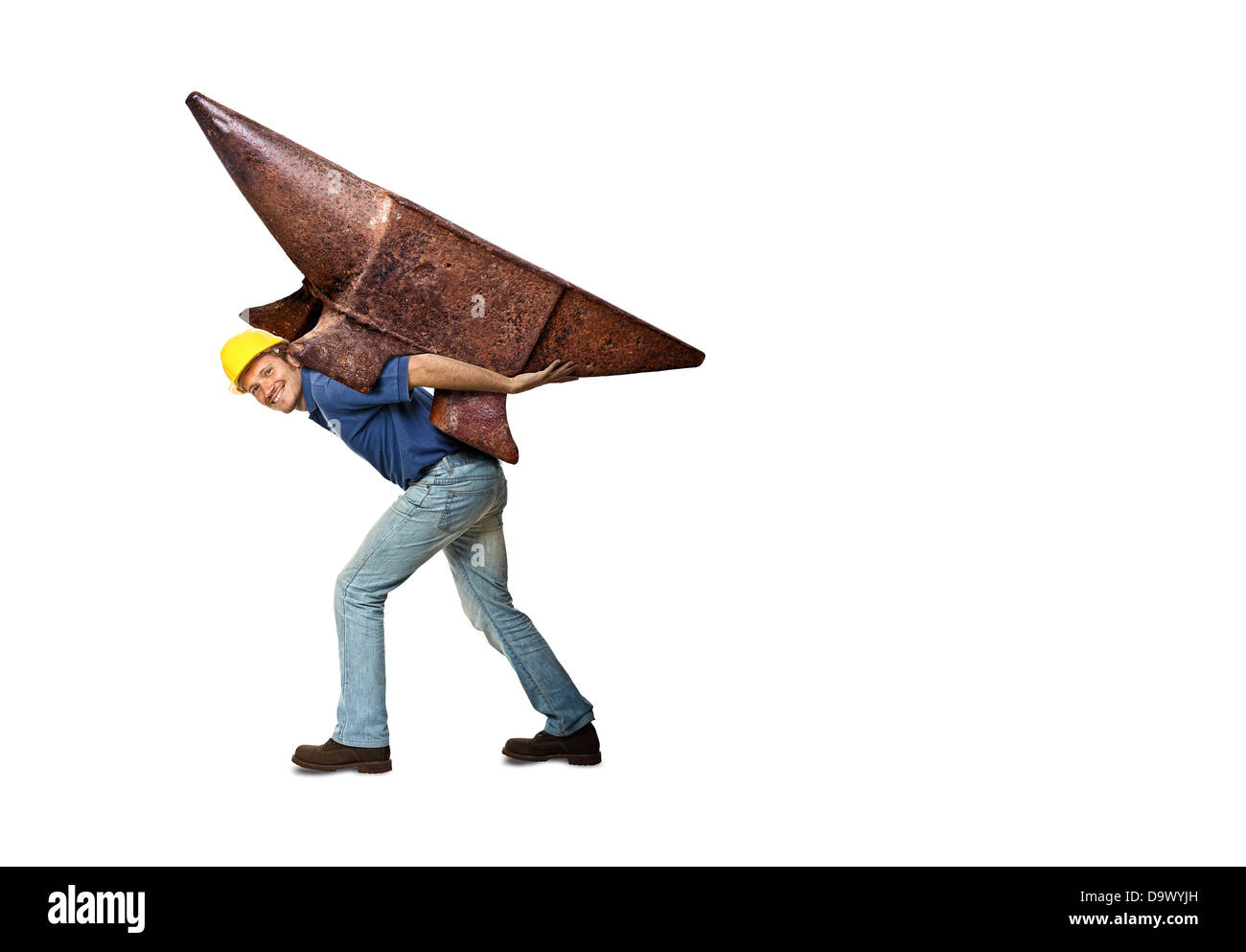 isolierte Handwerker tragen riesige Amboss richtige Exemplar Stockfoto