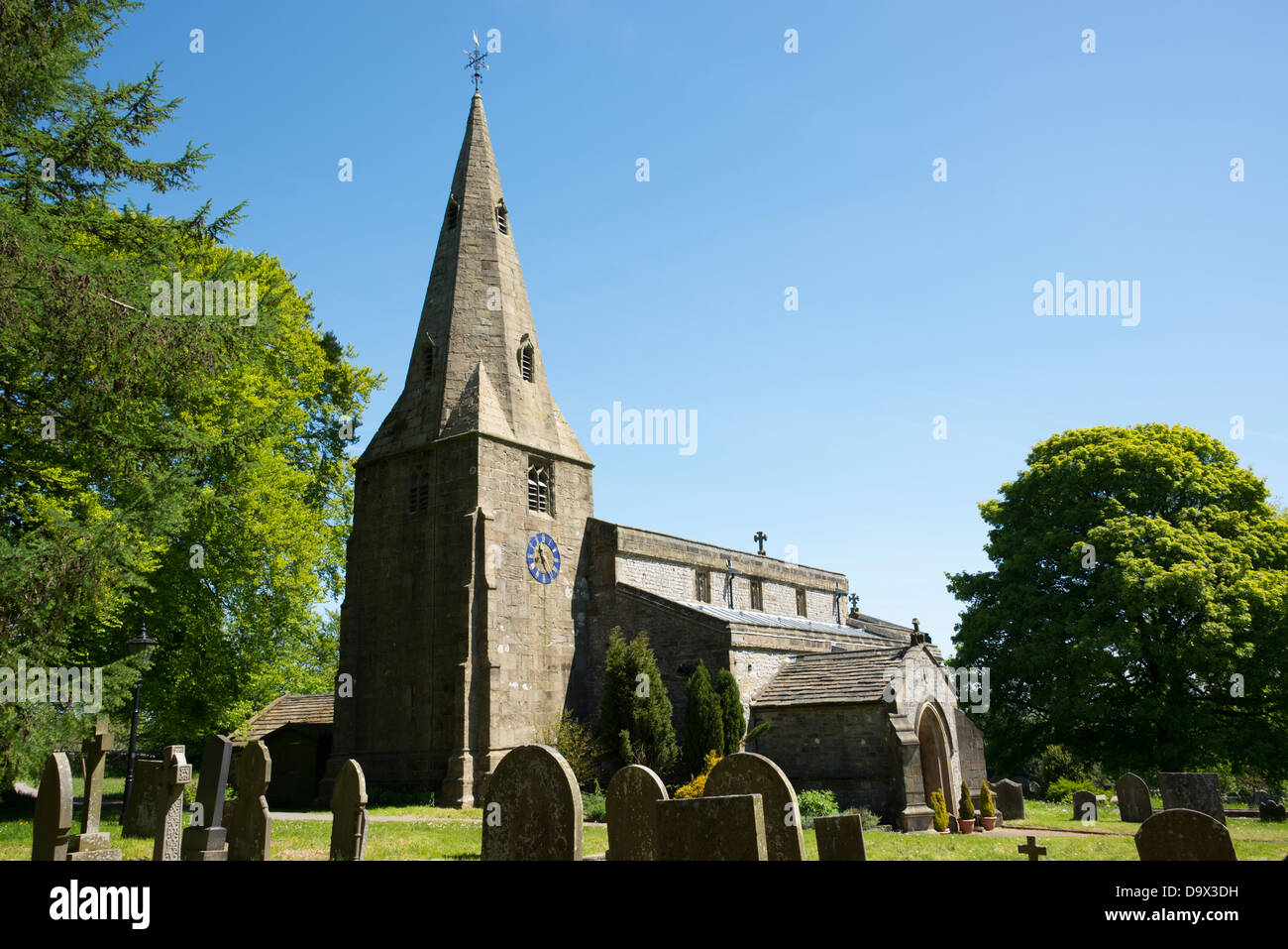 St Michael & All Angels Pfarrkirche, Taddington, Peak District Nationalpark, Derbyshire, England. Stockfoto