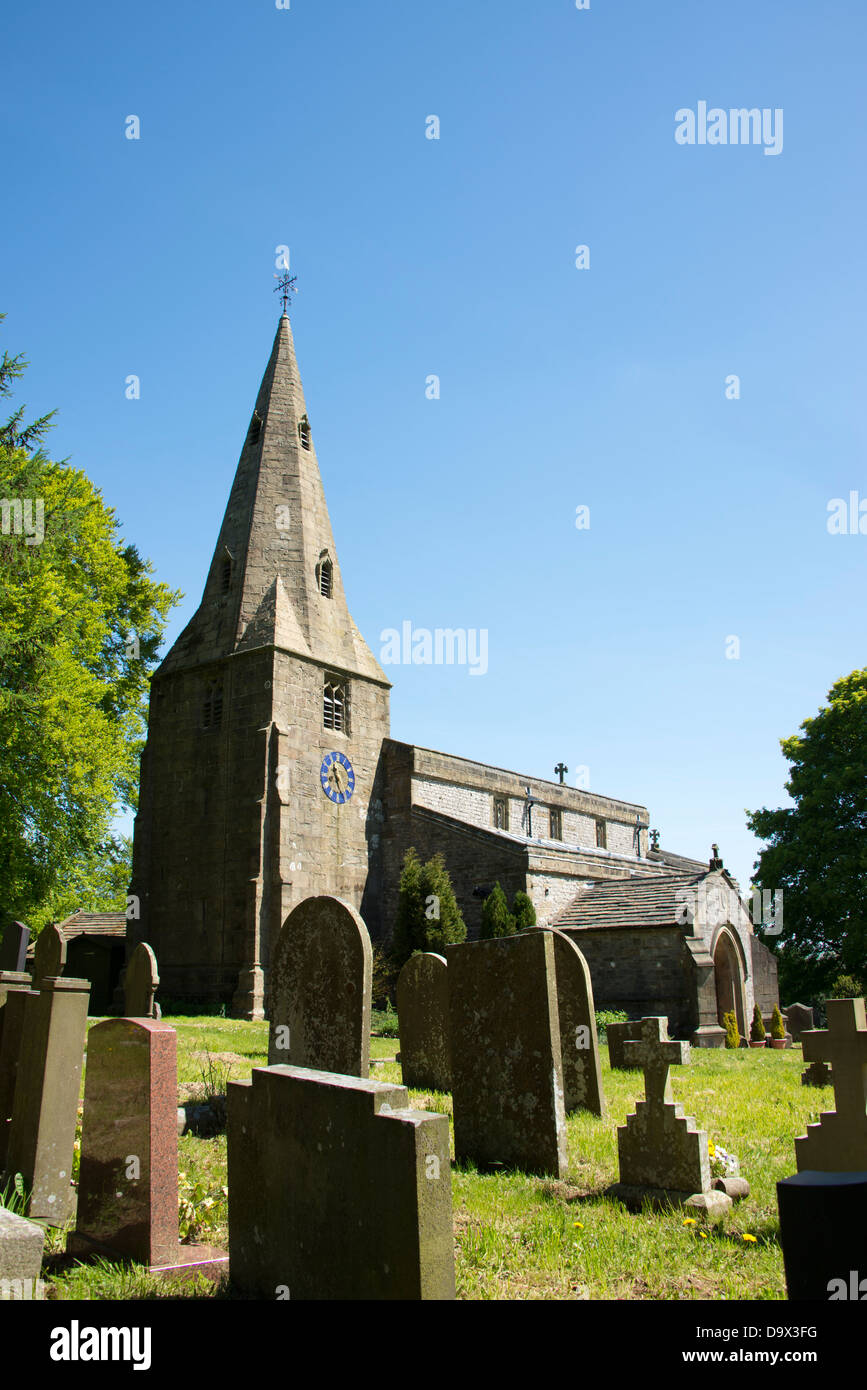 St Michael & All Angels Pfarrkirche, Taddington, Peak District Nationalpark, Derbyshire, England. Stockfoto