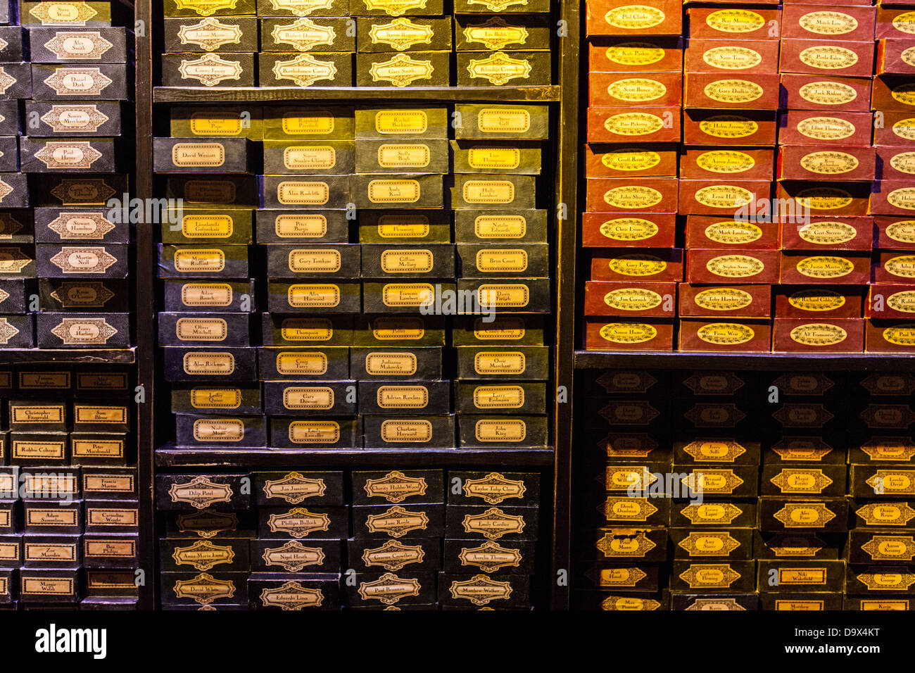 Harry Potter Zauberstab Boxen zum Verkauf Stockfoto