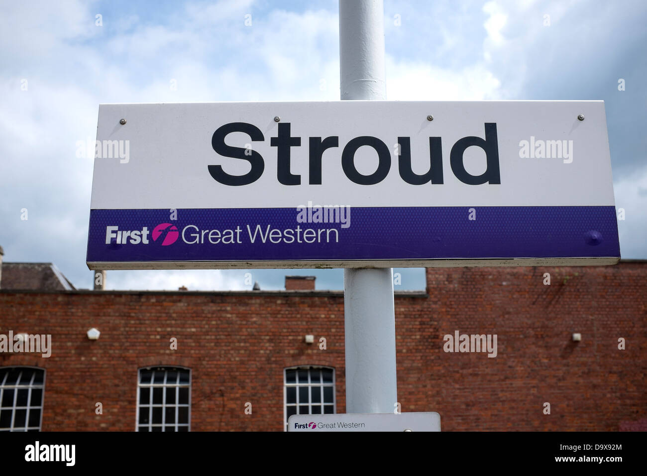 Stroud Railway Station Zeichen Stockfoto