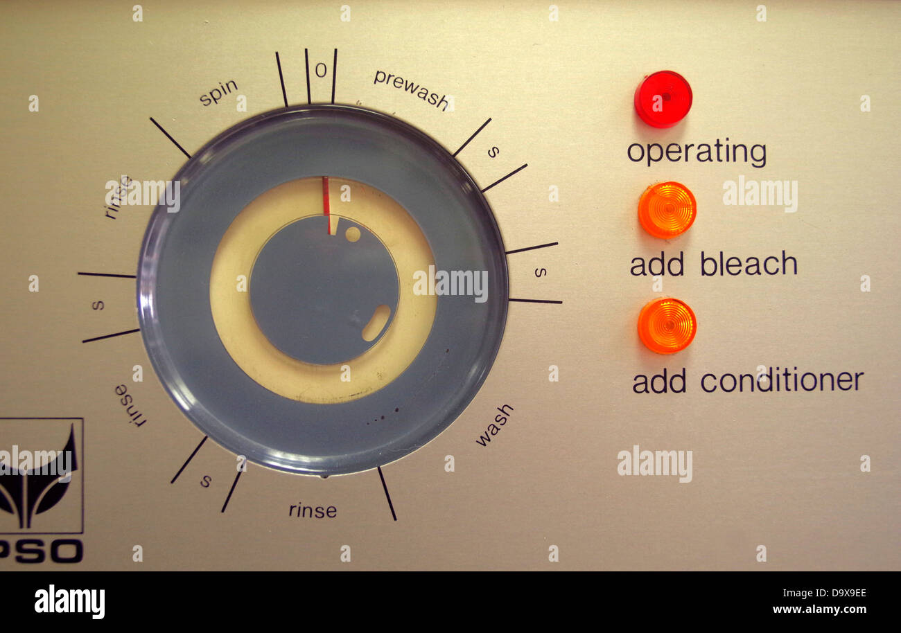Bedienfeld des einen Waschsalon Waschmaschine Programmwahl Stockfoto