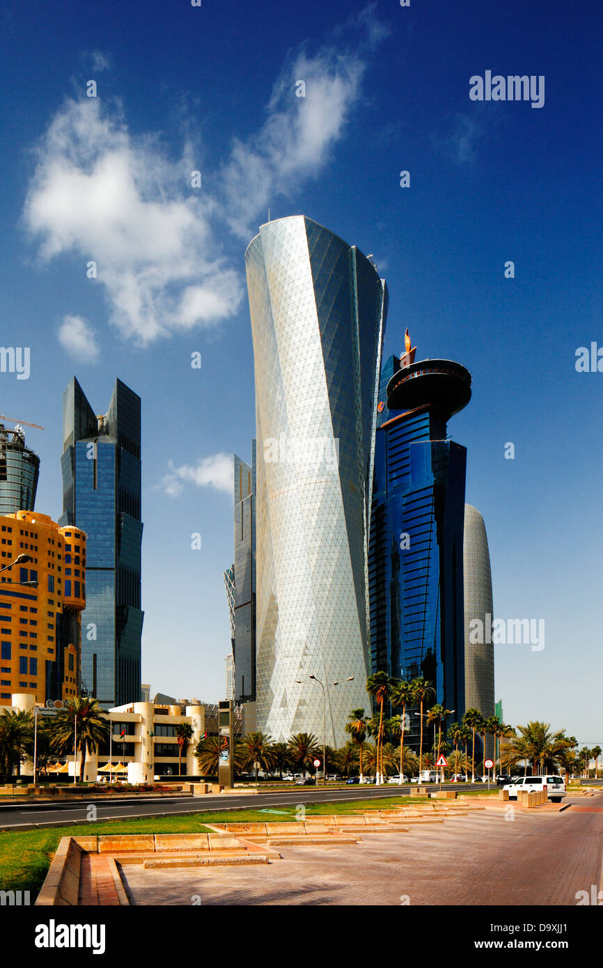 West Bay ist neu entwickelten städtischen Zentrum von Doha, Katar. Es wächst rasant mit zahlreichen modernen Wolkenkratzern Stockfoto