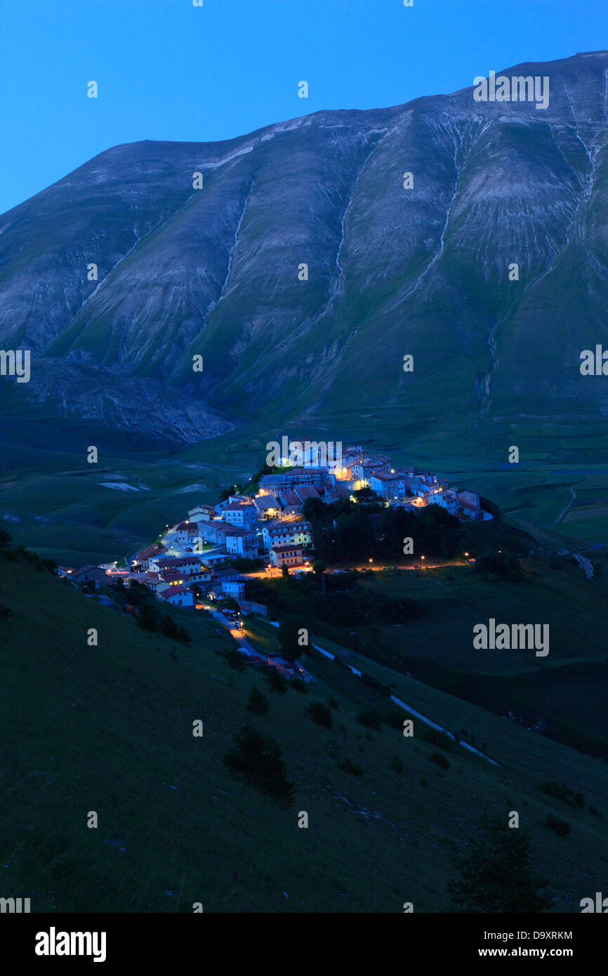 Italien, Umbrien, Perugia Bezirk Monti Sibillini Nationalpark, Castelluccio di Norcia, Stockfoto