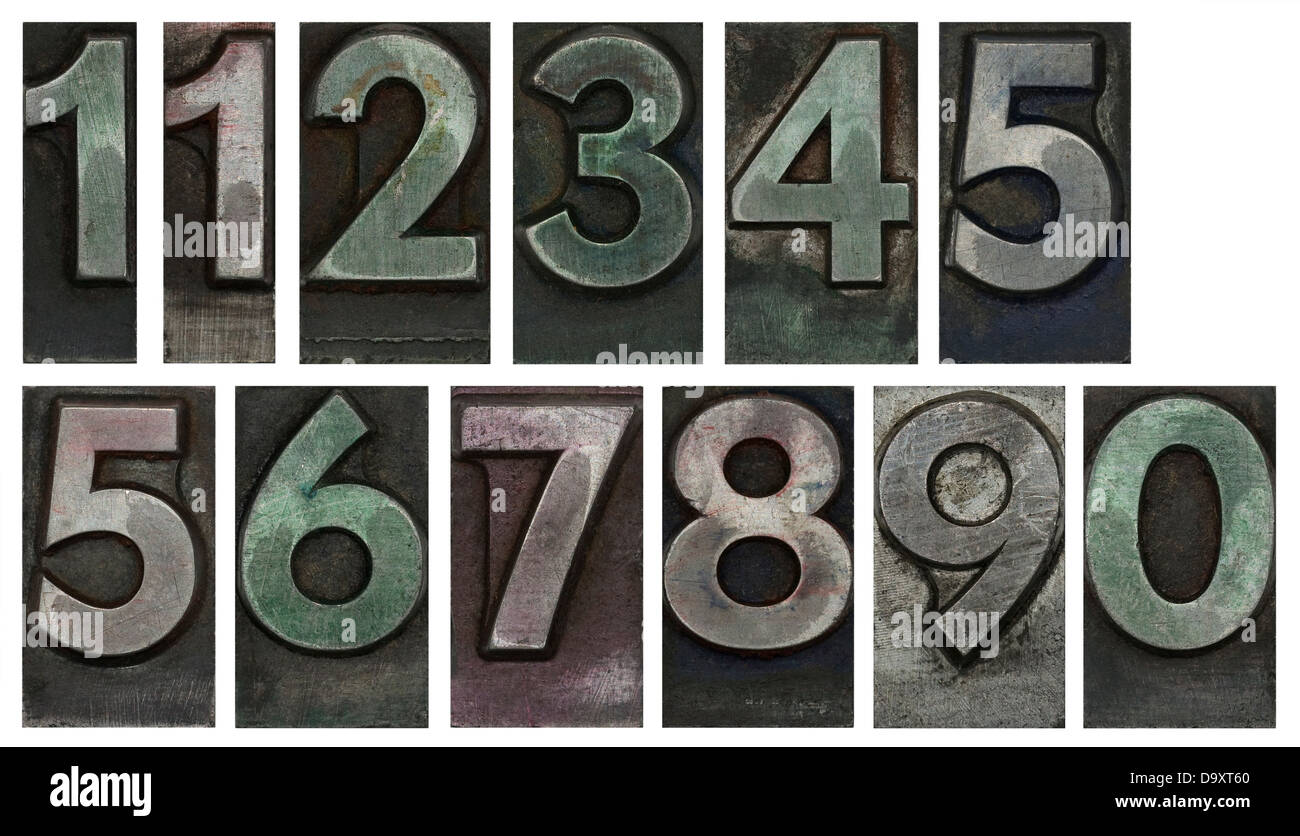 Metall-Typ-Nummern isoliert auf weiss Stockfoto
