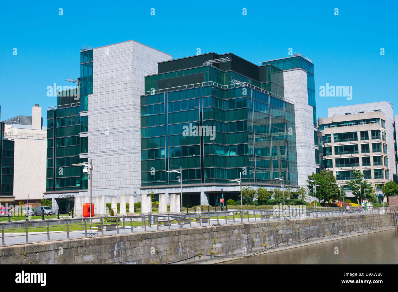 La Touche Haus Bürogebäude von Georges Dock in Docklands ehemaligen Hafengebiet Dublin Irland Europa Stockfoto