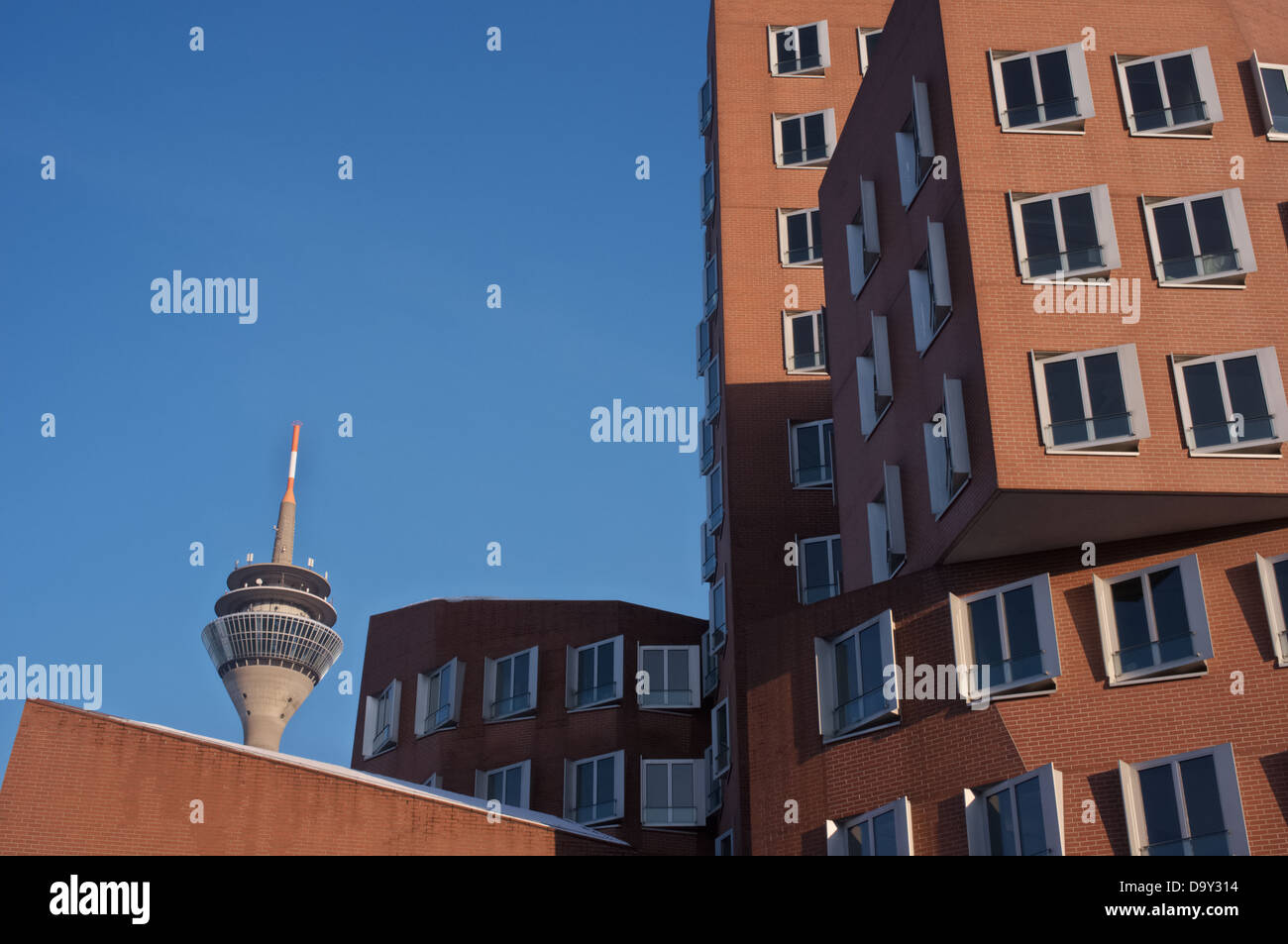 Düsseldorf mit Architektur Stockfoto
