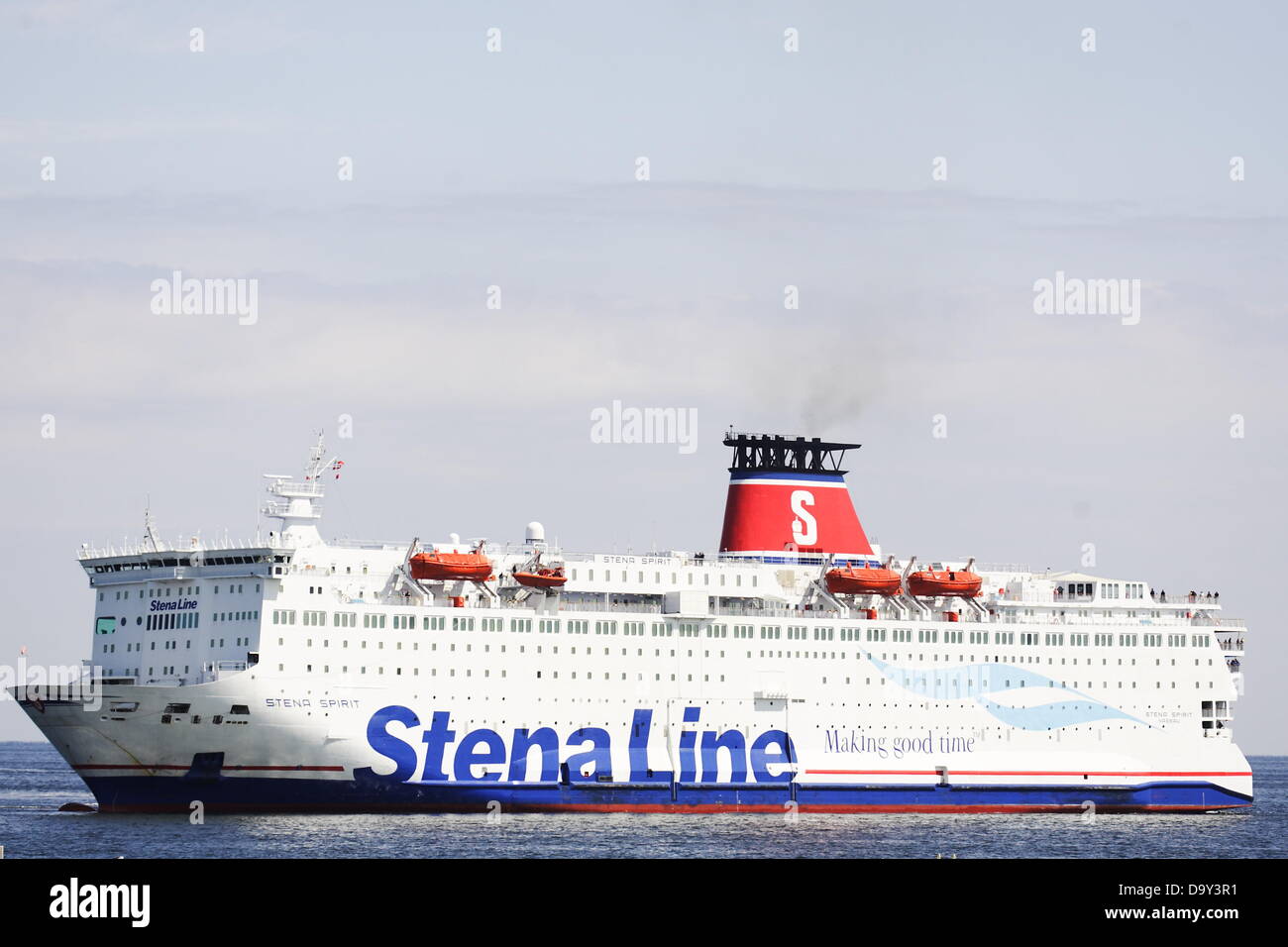 Gdynia, Polen 28. Juni 2013 Anti-Terror und Rettungs-Aktion execises in Gdynia Port. Stena Spirit Fähre Stena Line Firma, Polizei SWAT-Einheit, Grenzschutz, Zoll und polnische Marine an den Übungen teilnehmen. Bildnachweis: Michal Fludra/Alamy Live-Nachrichten Stockfoto