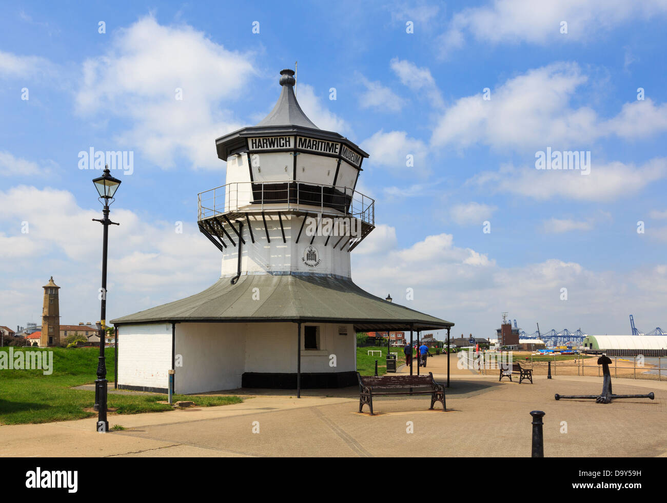 Maritime Museum in der niedrigen Leuchtturm an der Küste in Harwich, Essex, England, UK, Großbritannien Stockfoto
