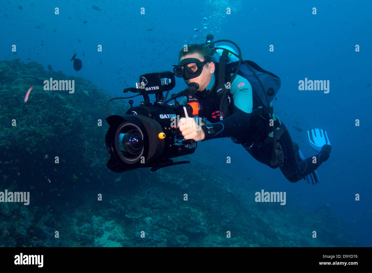 Videofilmer, Ganzkörper-Profil, Nusa Lembongan, Bali, Indonesien Stockfoto