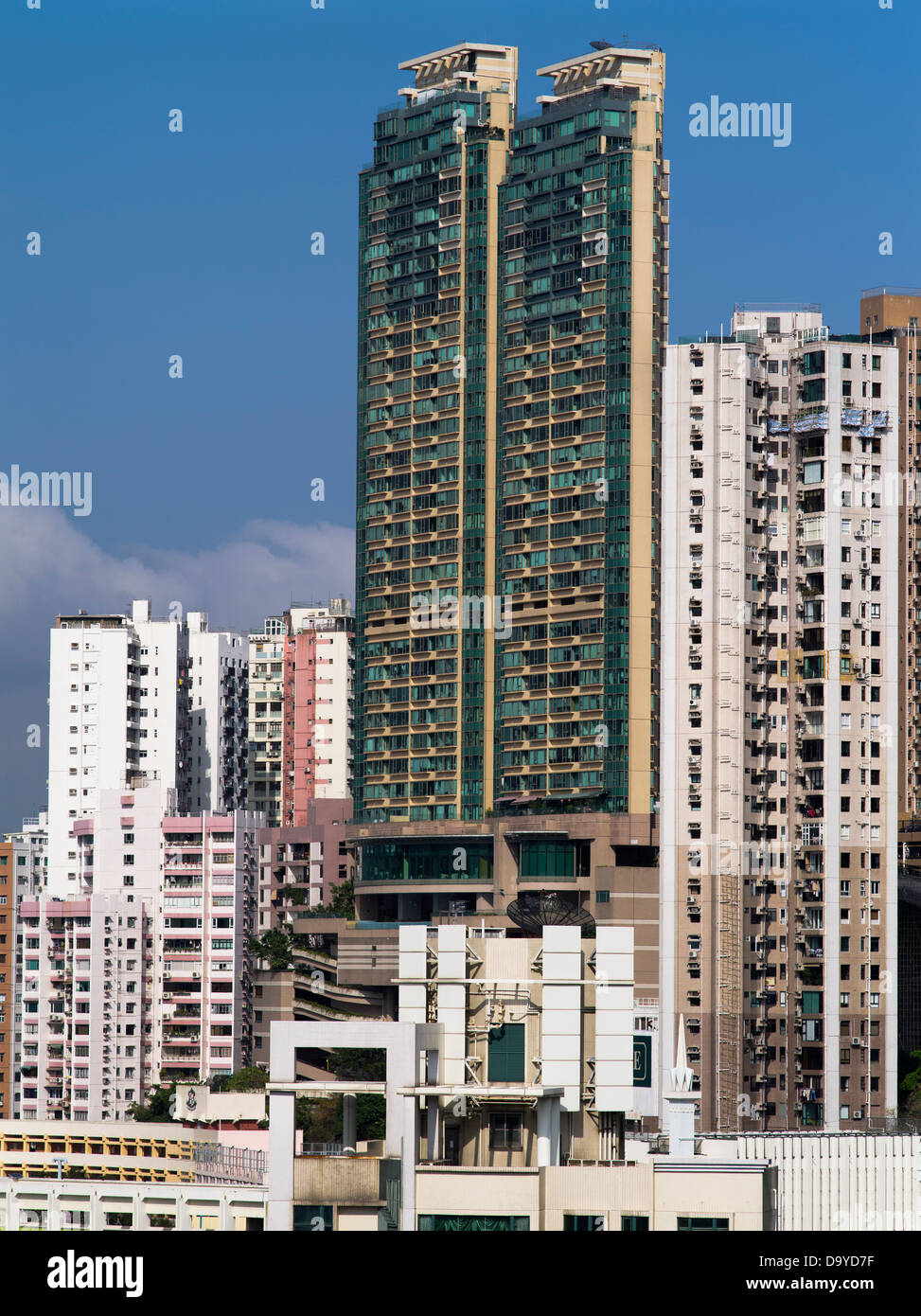 dh CAUSEWAY BAY HONGKONG Chinesische Hochhäuser Wohnhäuser Wolkenkratzer Gebäude Hochhäuser Stockfoto