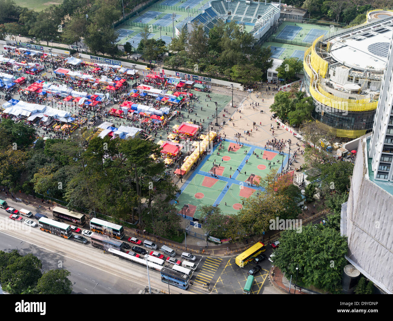 Dh Victoria Park in CAUSEWAY BAY HONG KONG Weihnachten Marktstände Massen Stockfoto