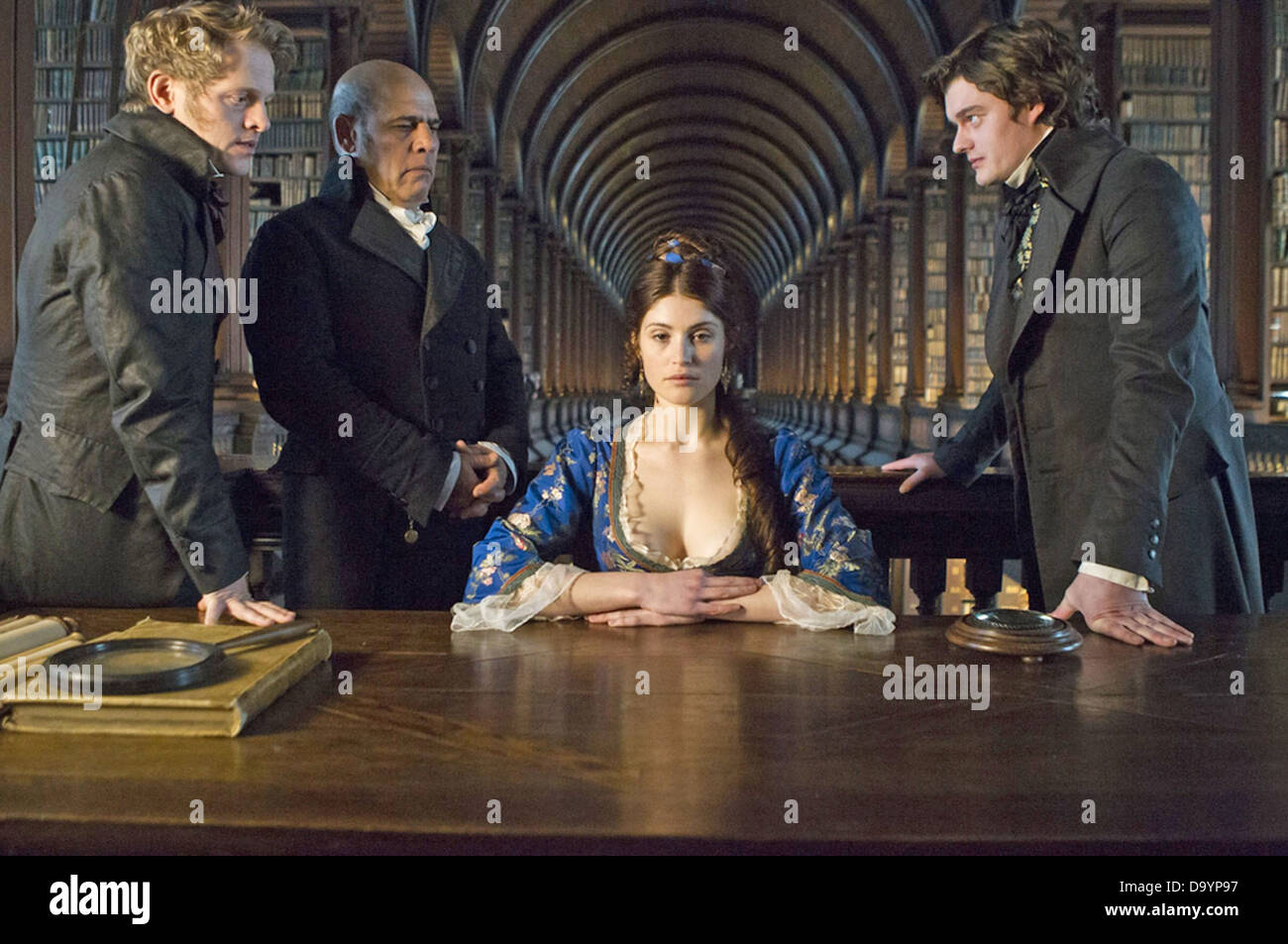Byzanz 2012 Westend Filme Prodution Mit Gemma Arterton Als Clara Webb Und Sam Riley Auf Der Rechten Seite Als Darvell Stockfotografie Alamy