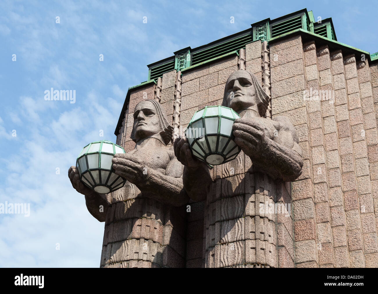 Statuen von Helsinki Hauptbahnhof Stockfoto