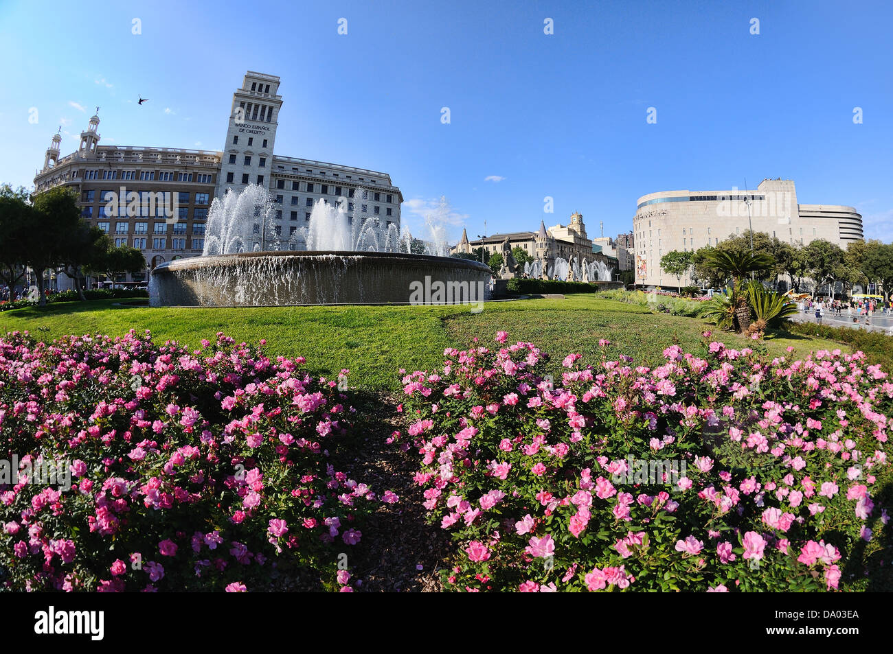 Vision der Gärten des Plaza Catalunya (Katalonien-Platz), Barcelona, Spanien. Stockfoto