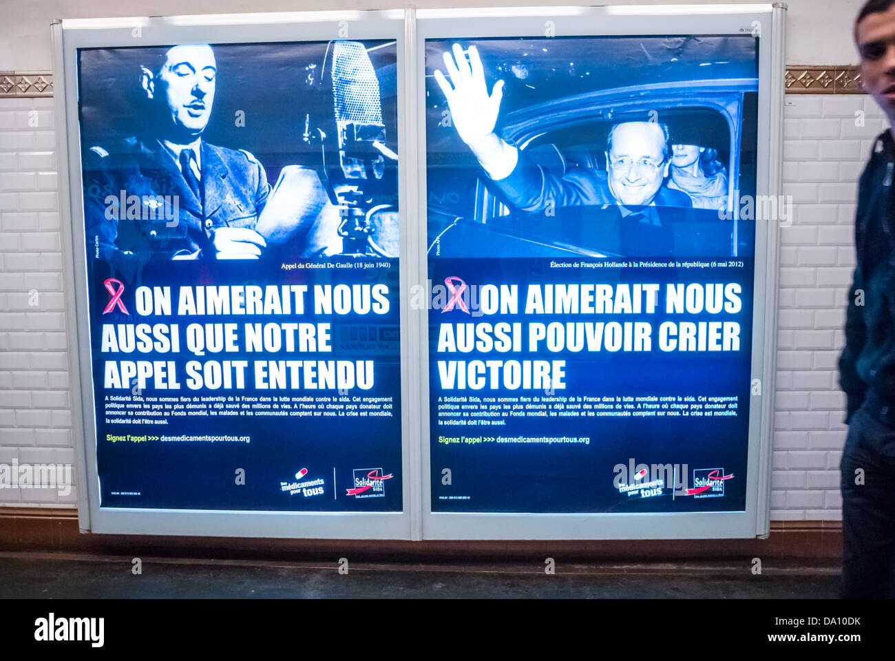 Paris, Frankreich, AIDS Health Care Französische Werbeplakate in Metro von N.G.O., Solidariy SIDA, contre le sida Stockfoto