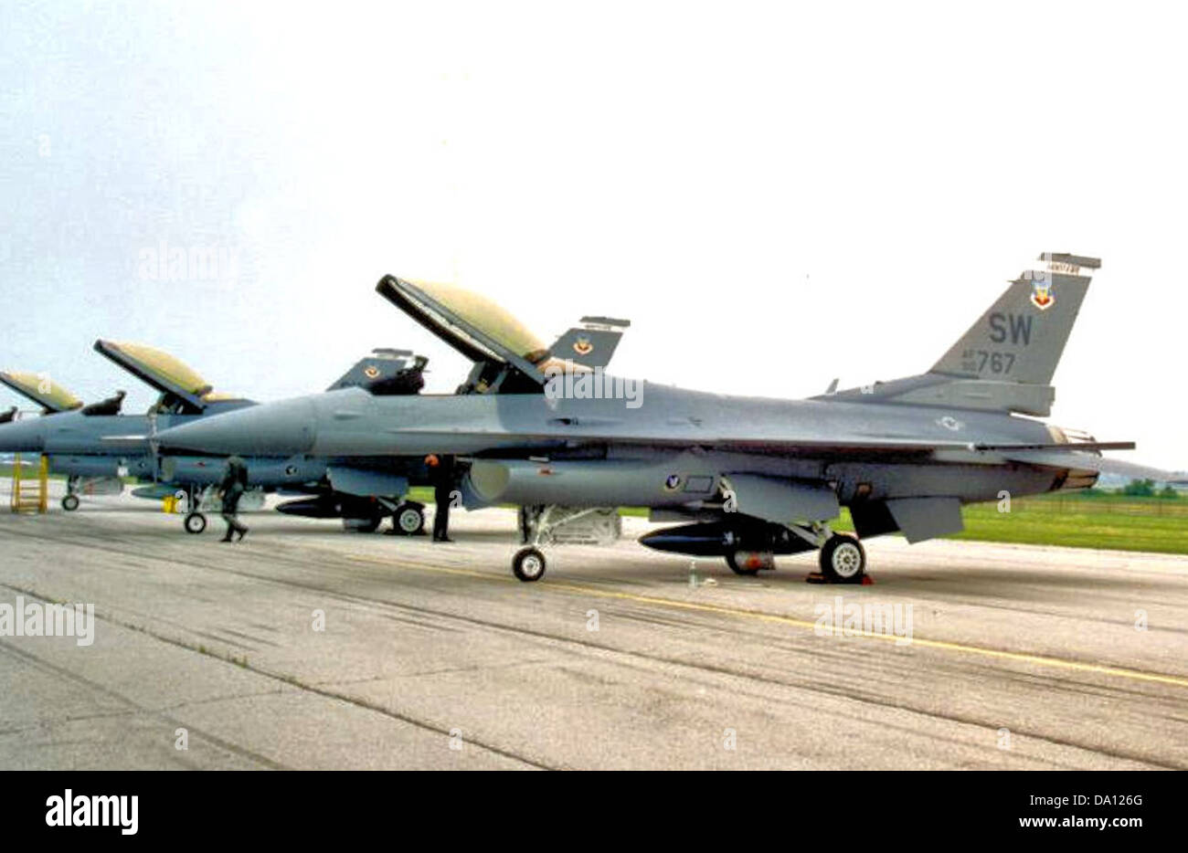 Die 17th Fighter Squadron Betrieb die General Dynamics F-16A Block 15G Fighting Falcon, ein vielseitiges Multifunktionsflugzeug, das für Luftüberlegenheit, Luftunterstützung und Bodenangriffsmissionen eingesetzt wurde. Stockfoto