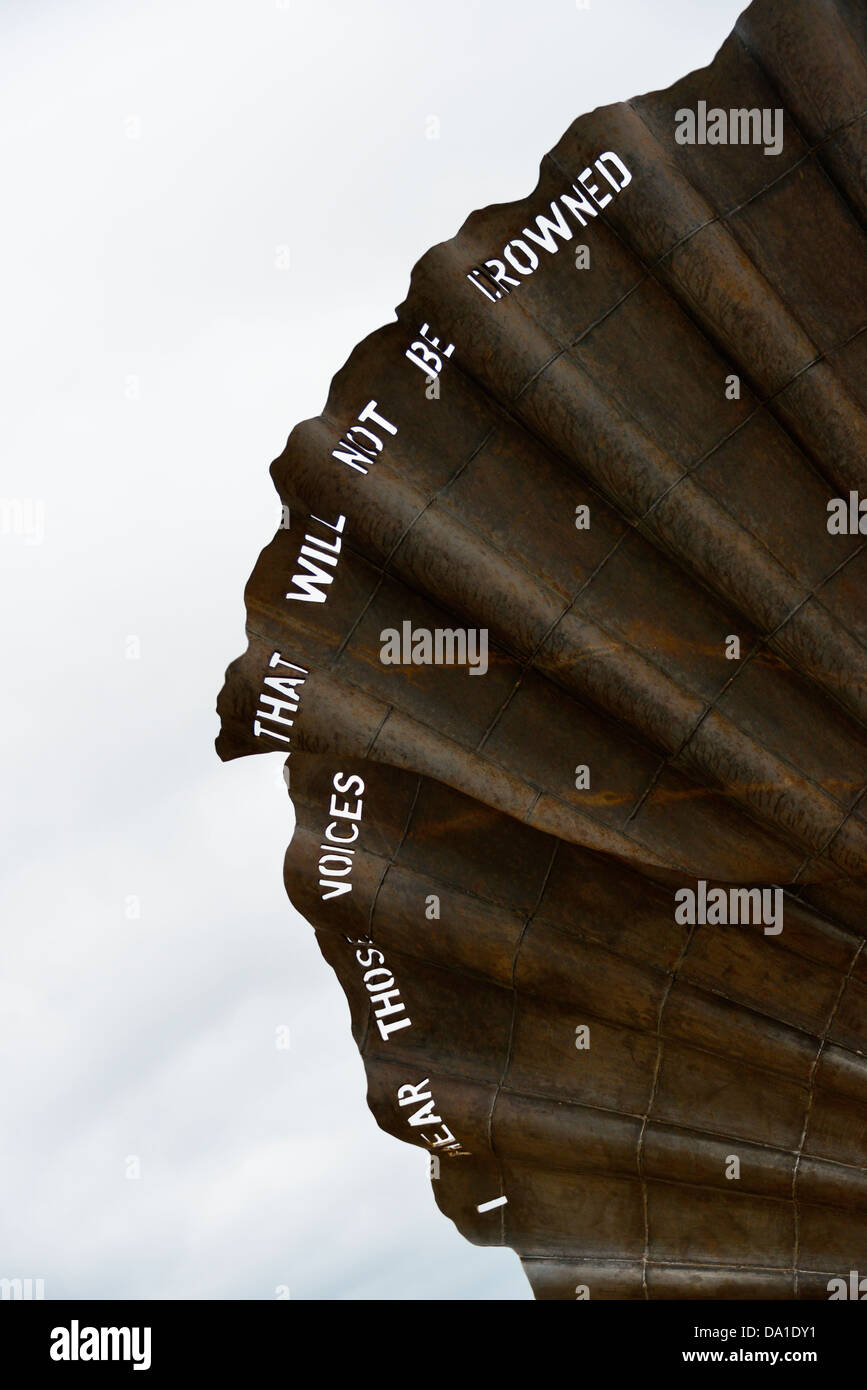 "Jakobsmuschel" Skulptur von Maggi Hambling. Aldeburgh, Suffolk, England, Vereinigtes Königreich, Europa. Stockfoto