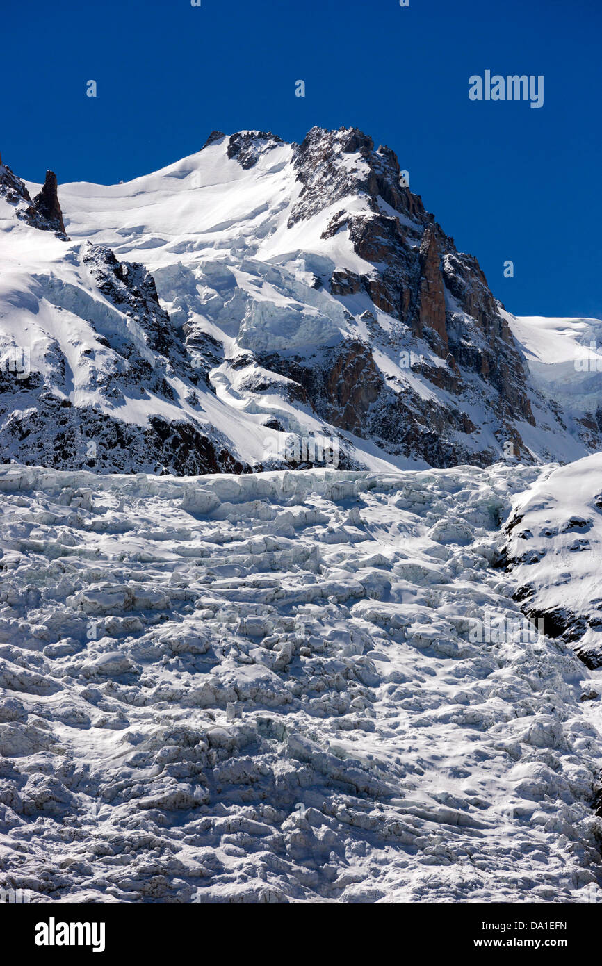 Bossons Gletscher, Chamonix Aiguilles von Chamonix-Mont-Blanc zu sehen Stockfoto