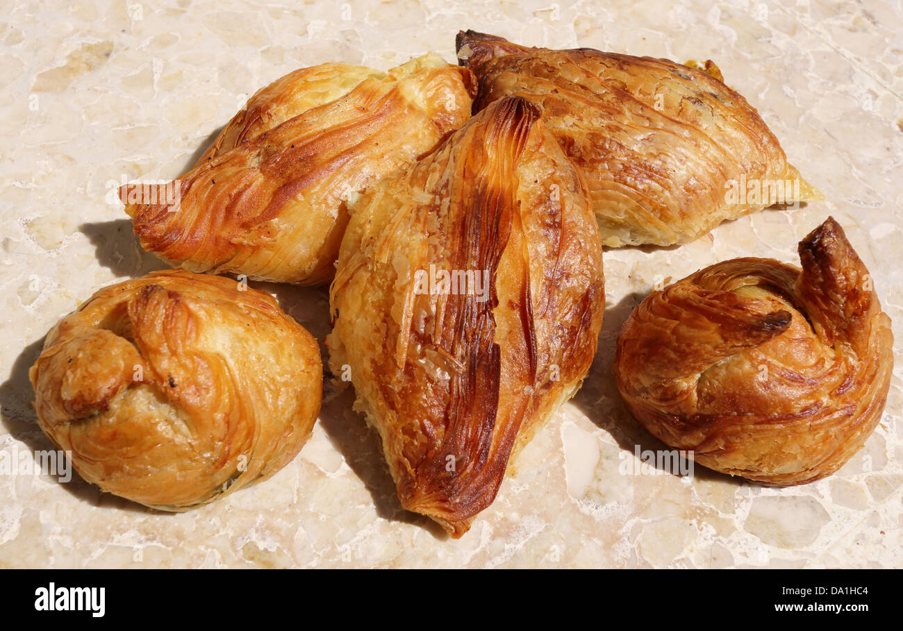 Traditioneller maltesischer snack -Fotos und -Bildmaterial in hoher ...