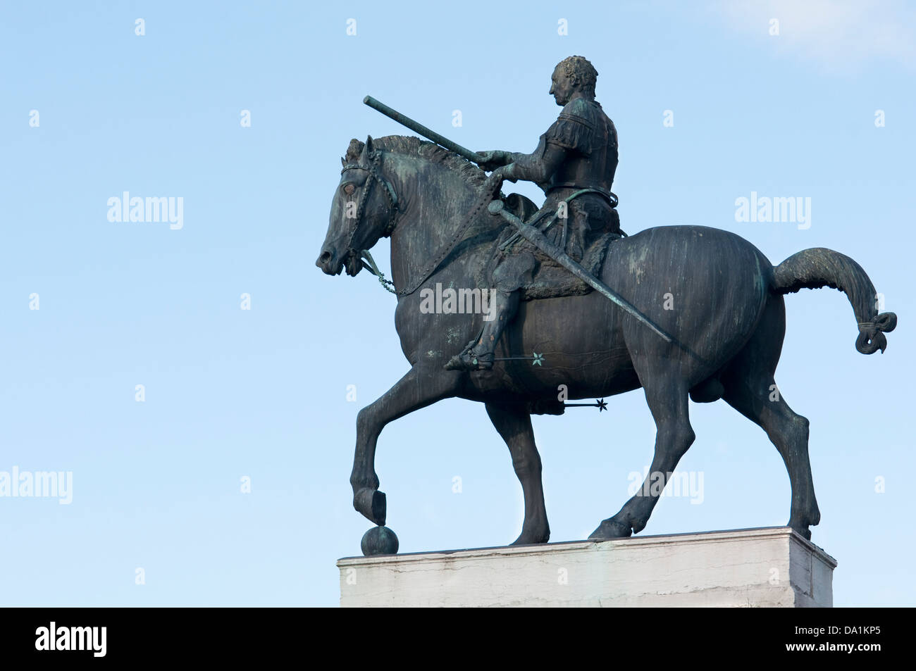 Italien, Veneto, Padua, Reiterdenkmal des Gattamelata vor der Basilika des Heiligen Antonius von Donatello Stockfoto